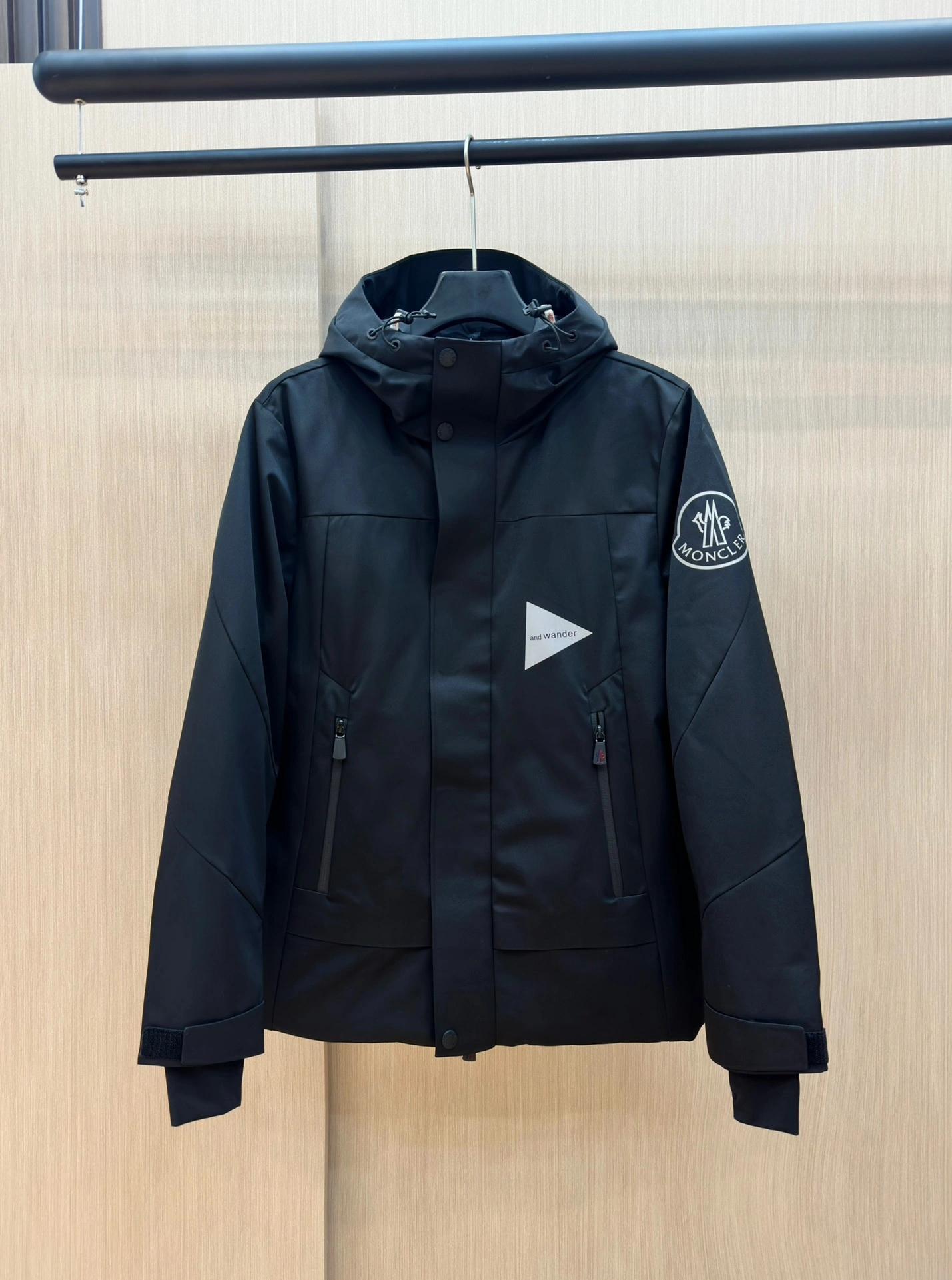 Moncler Down Jackets Timeless 146243