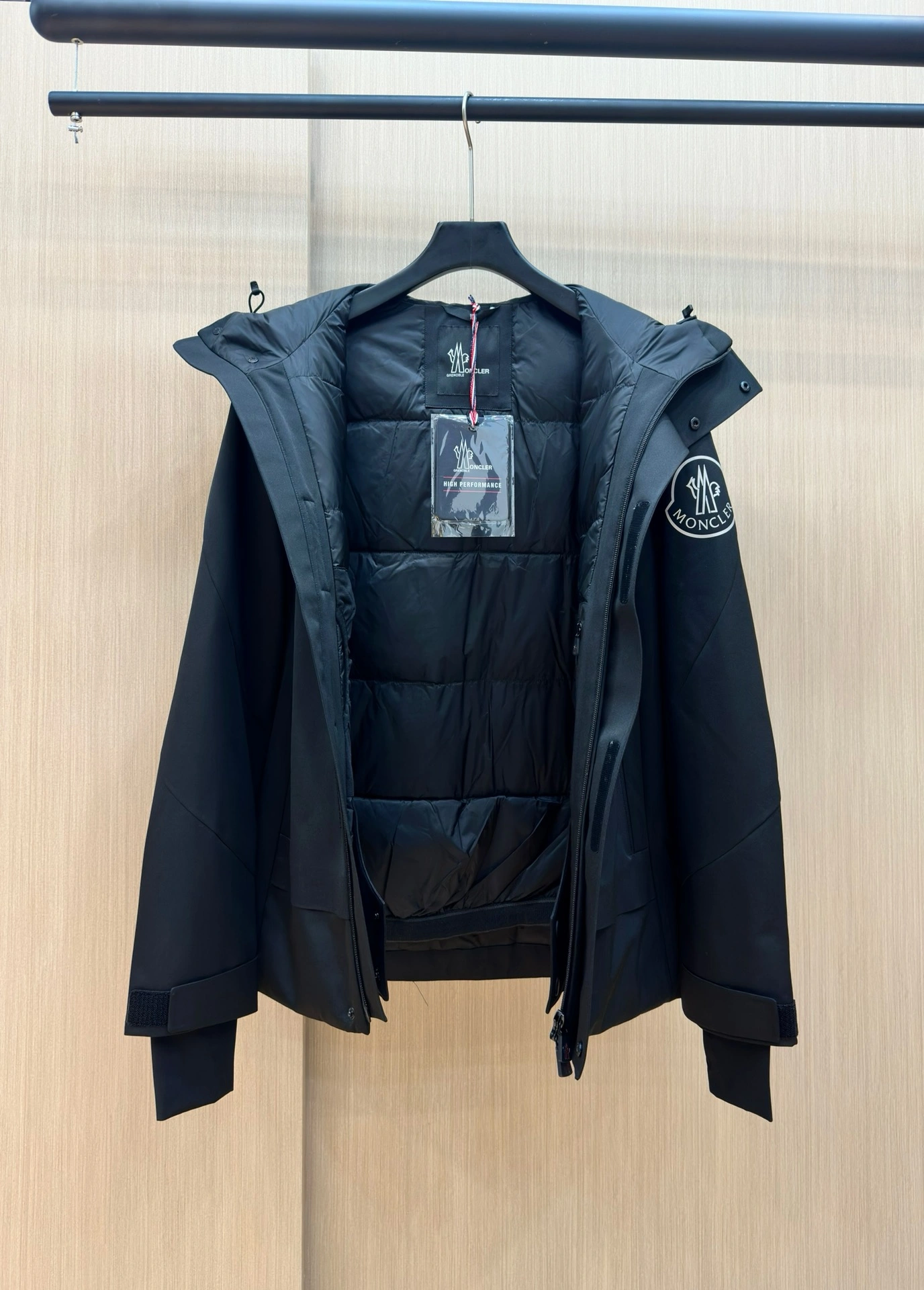 Moncler Down Jackets Timeless 146243