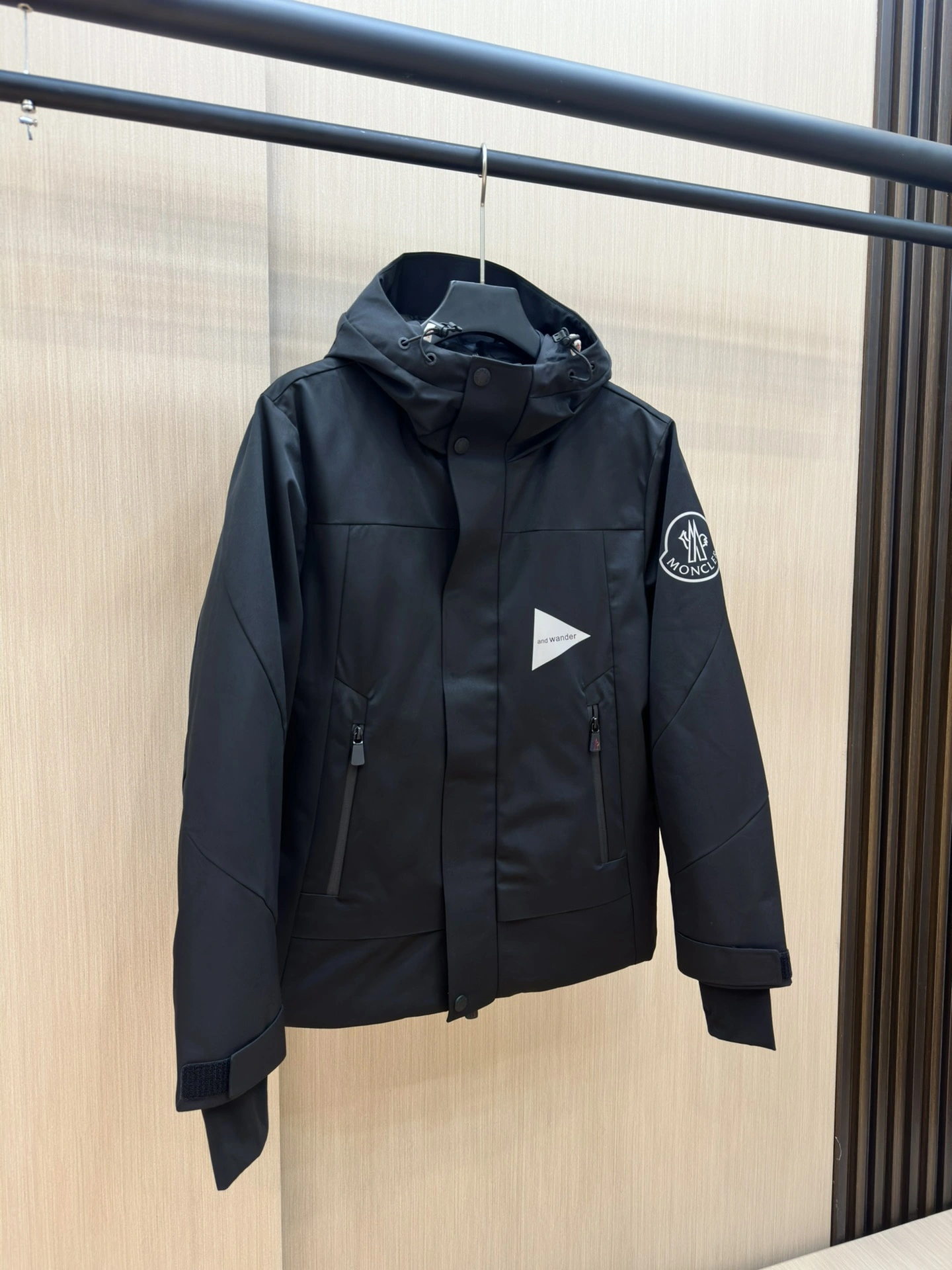Moncler Down Jackets Timeless 146243