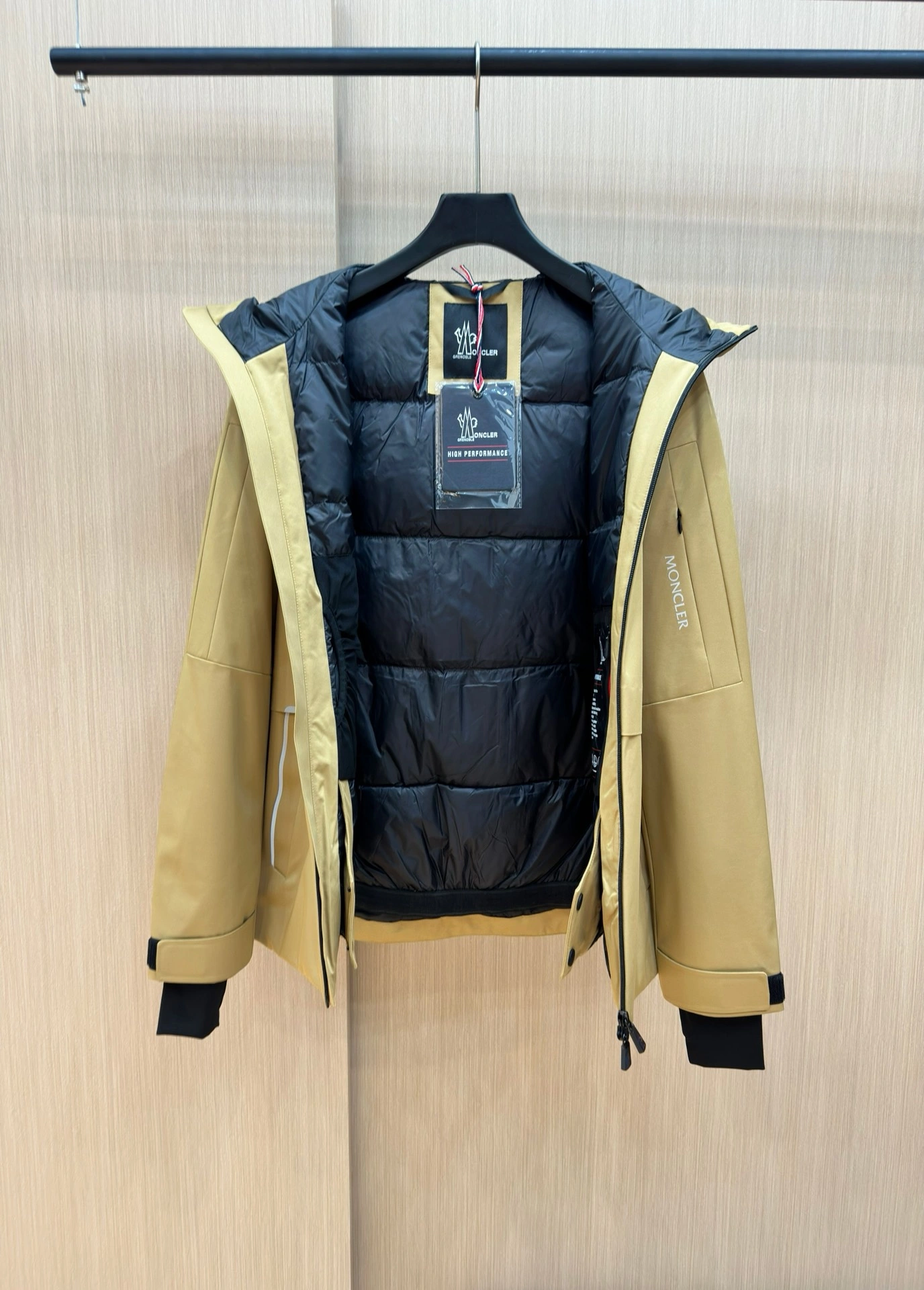 AllSeason Moncler Down Jackets 146260