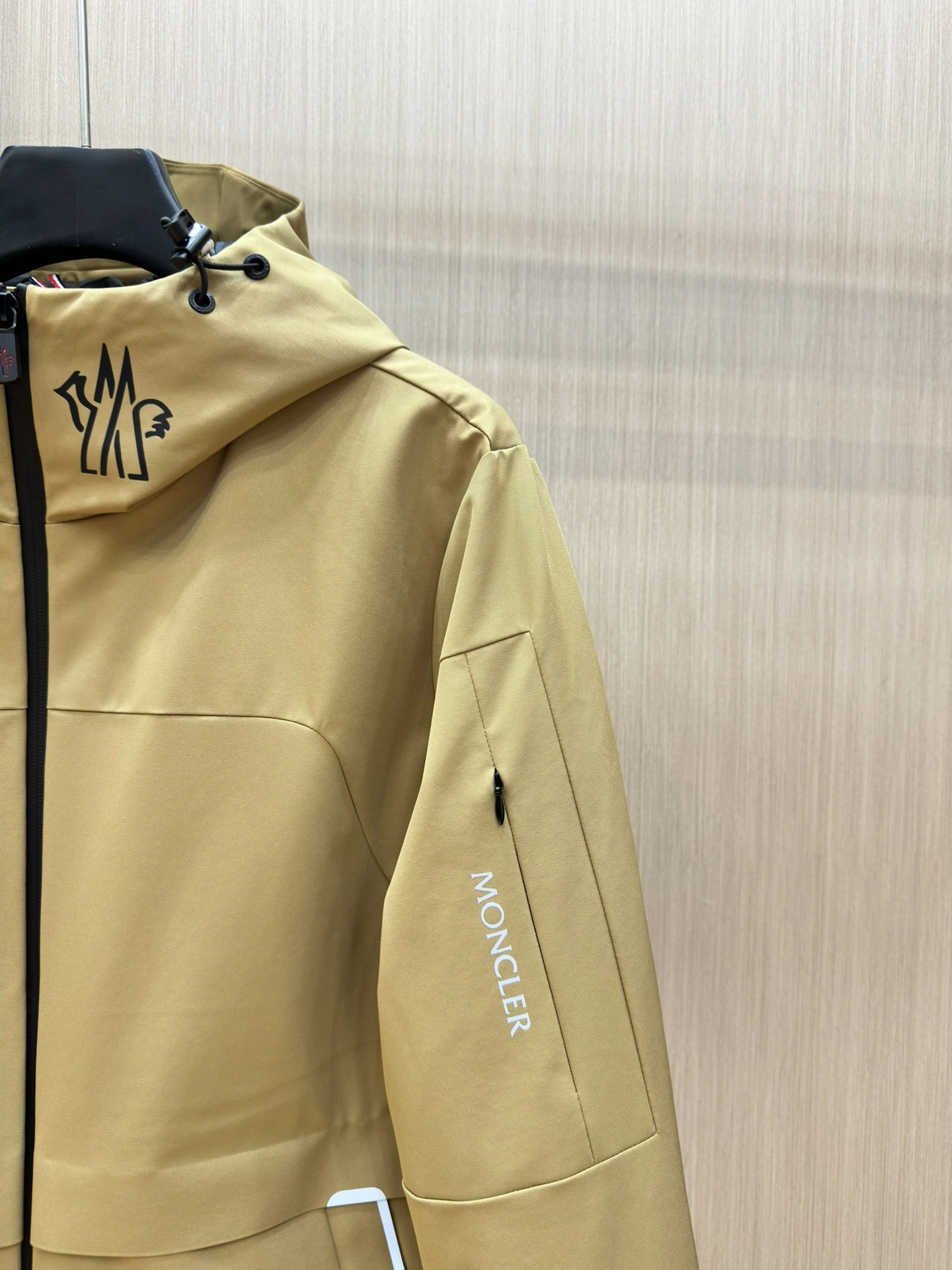 AllSeason Moncler Down Jackets 146260