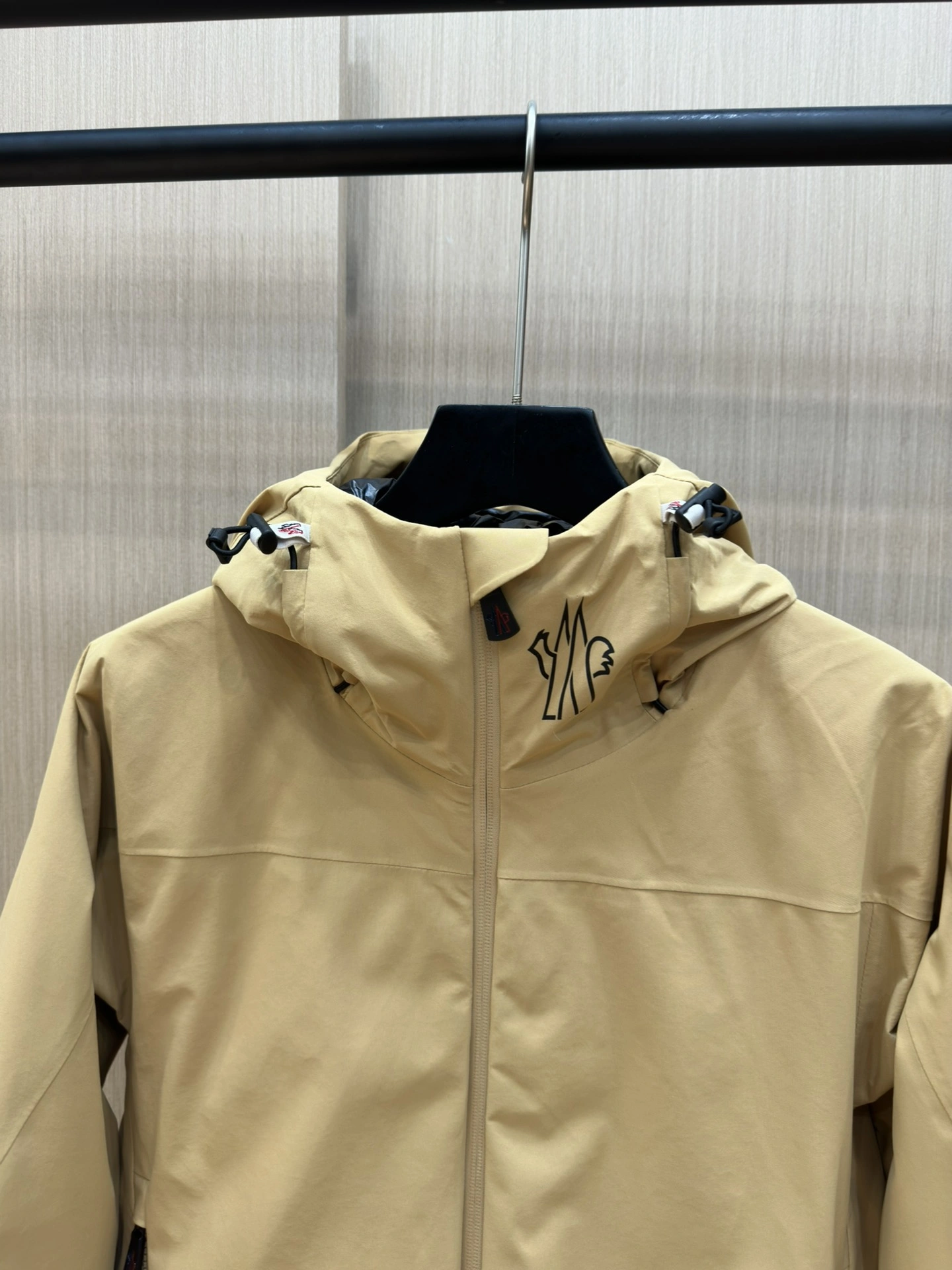 Moncler Down Jackets Packable 146258