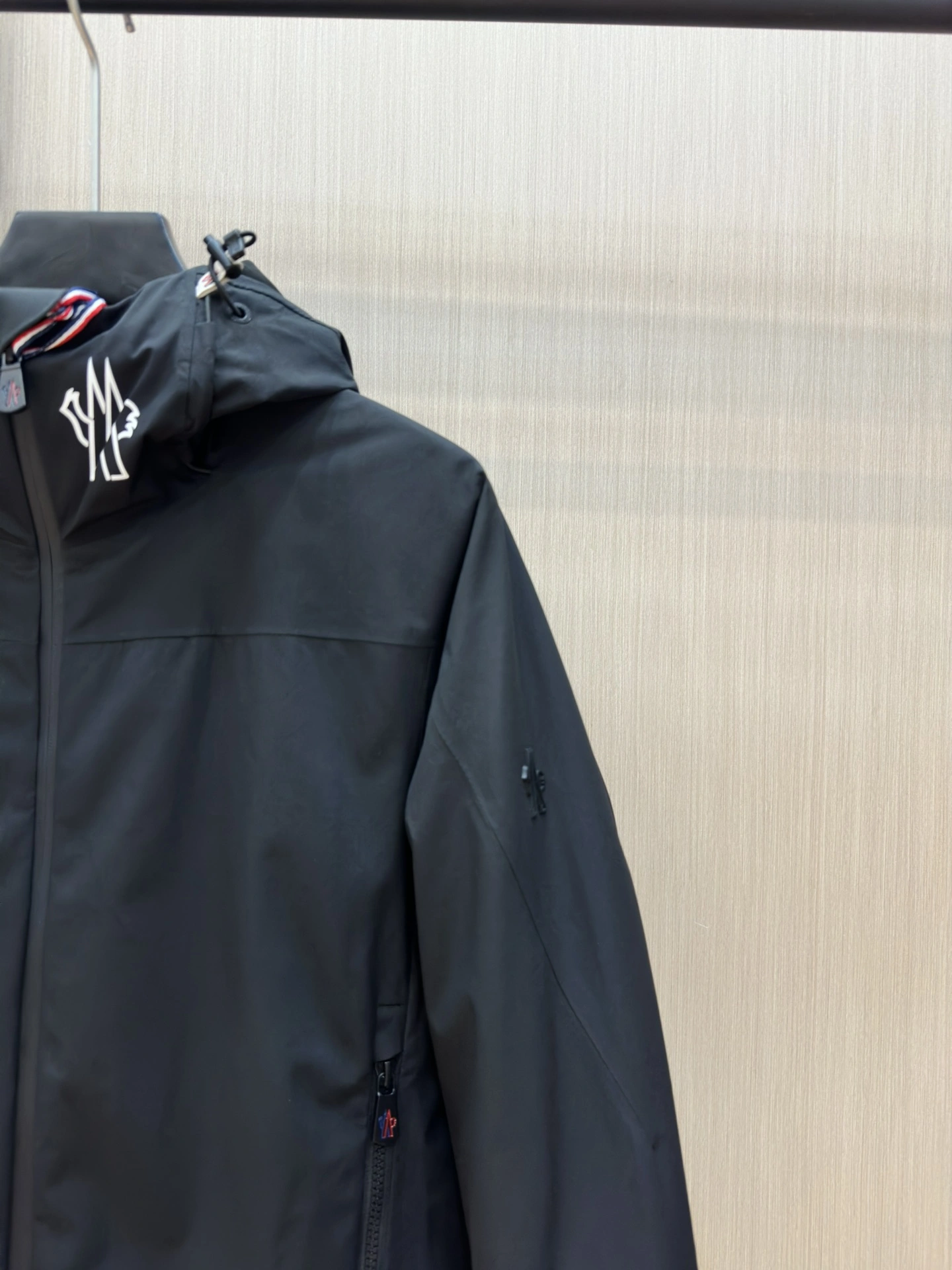 Moncler Down Jackets Elegant 146248