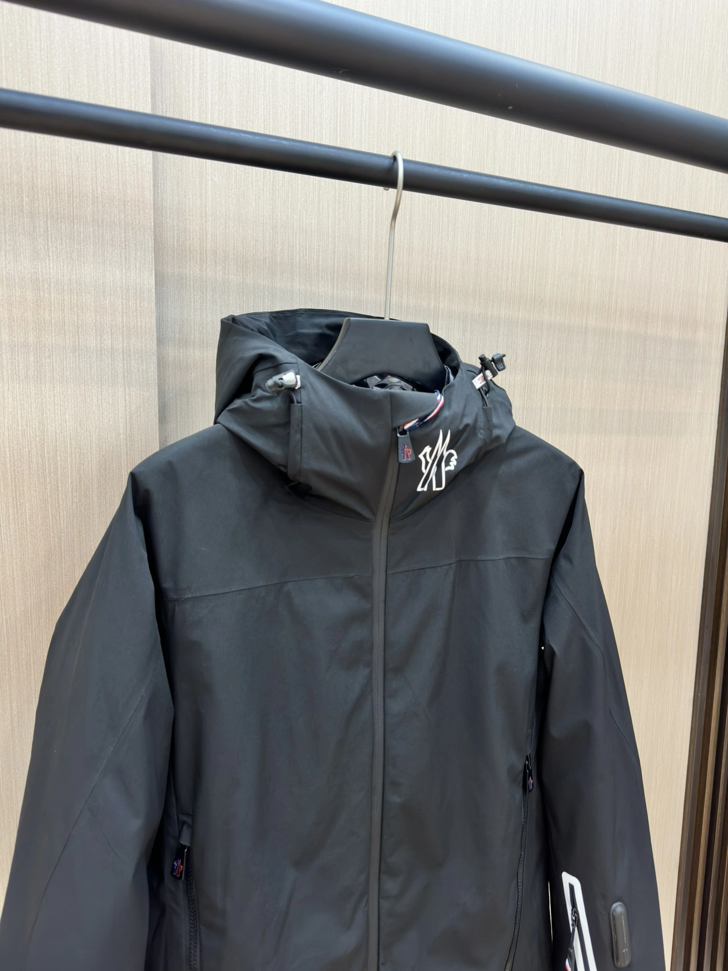 Moncler Down Jackets Elegant 146248