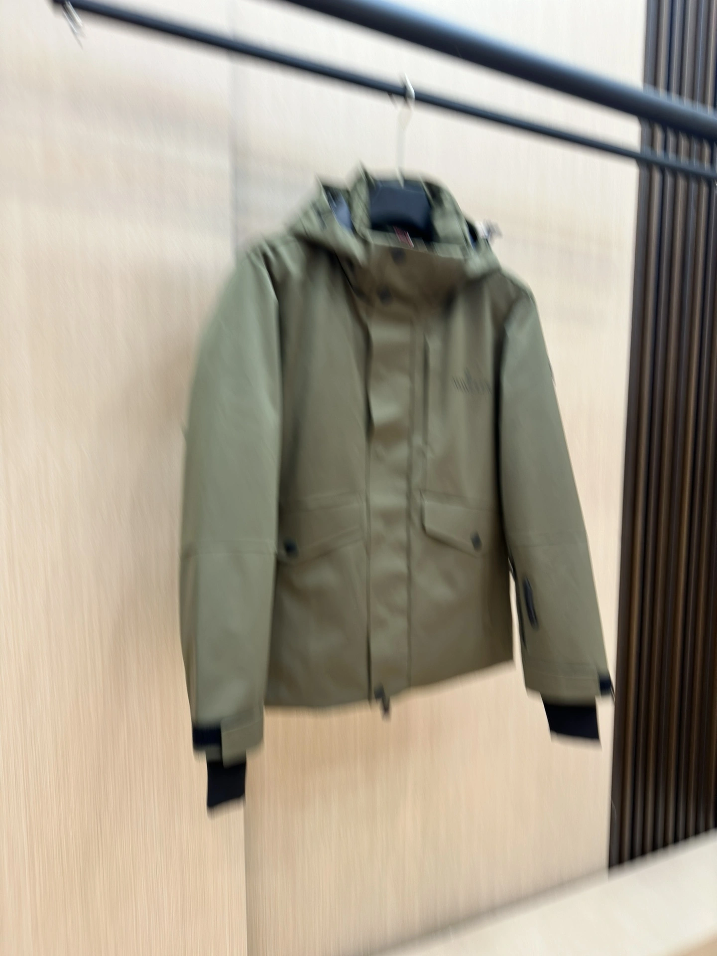Moncler Down Jackets Elegant 146250