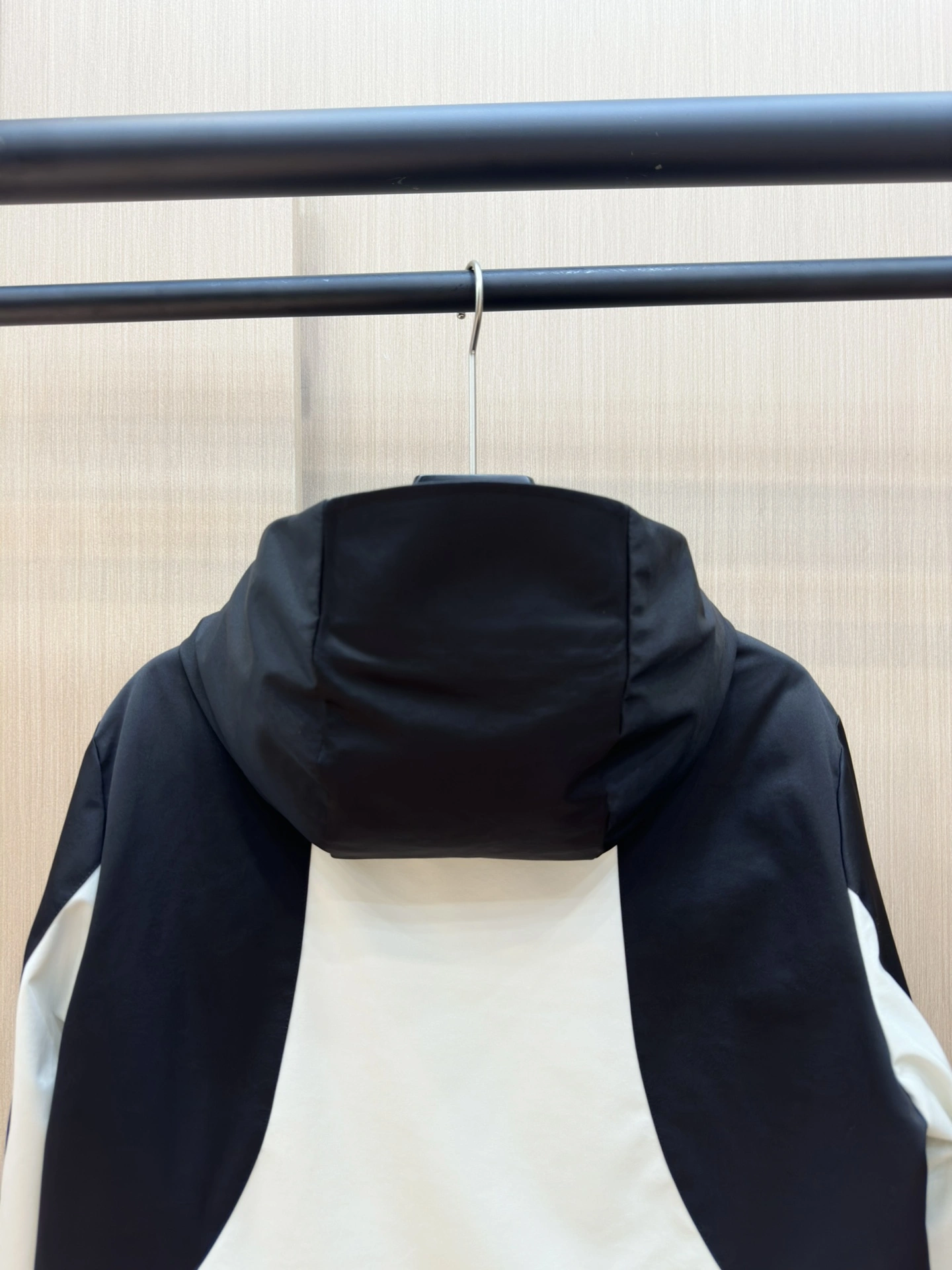 Moncler Down Jackets Elegant 146239