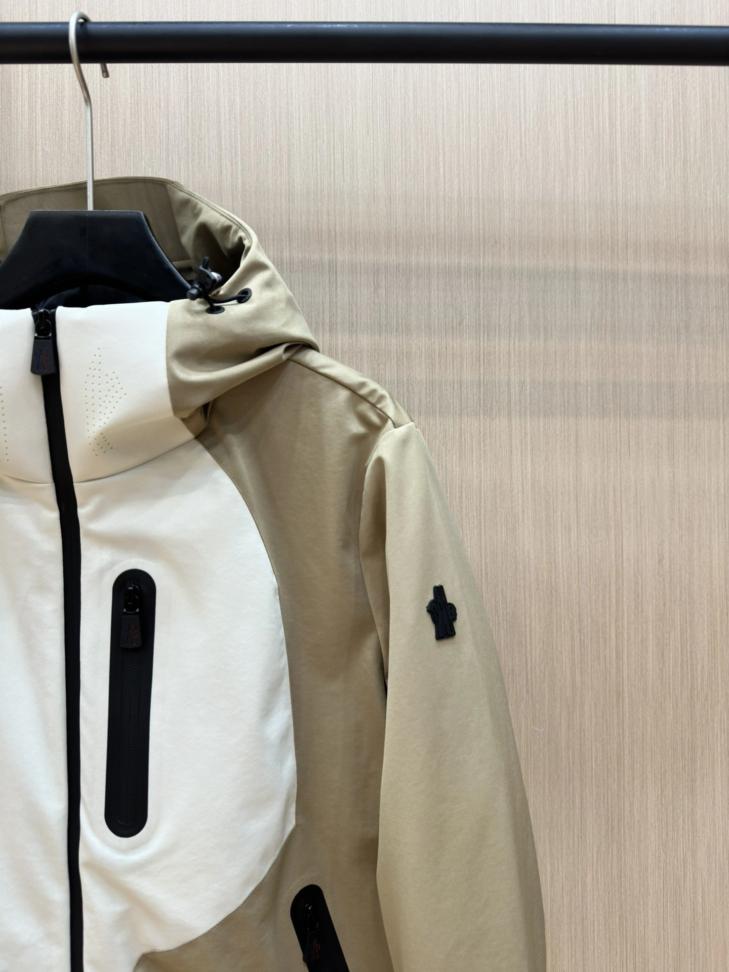 Moncler Down Jackets SunProtective 146251