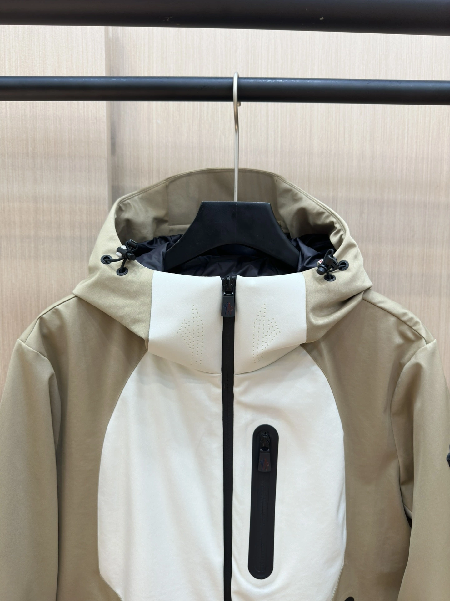 Moncler Down Jackets SunProtective 146251