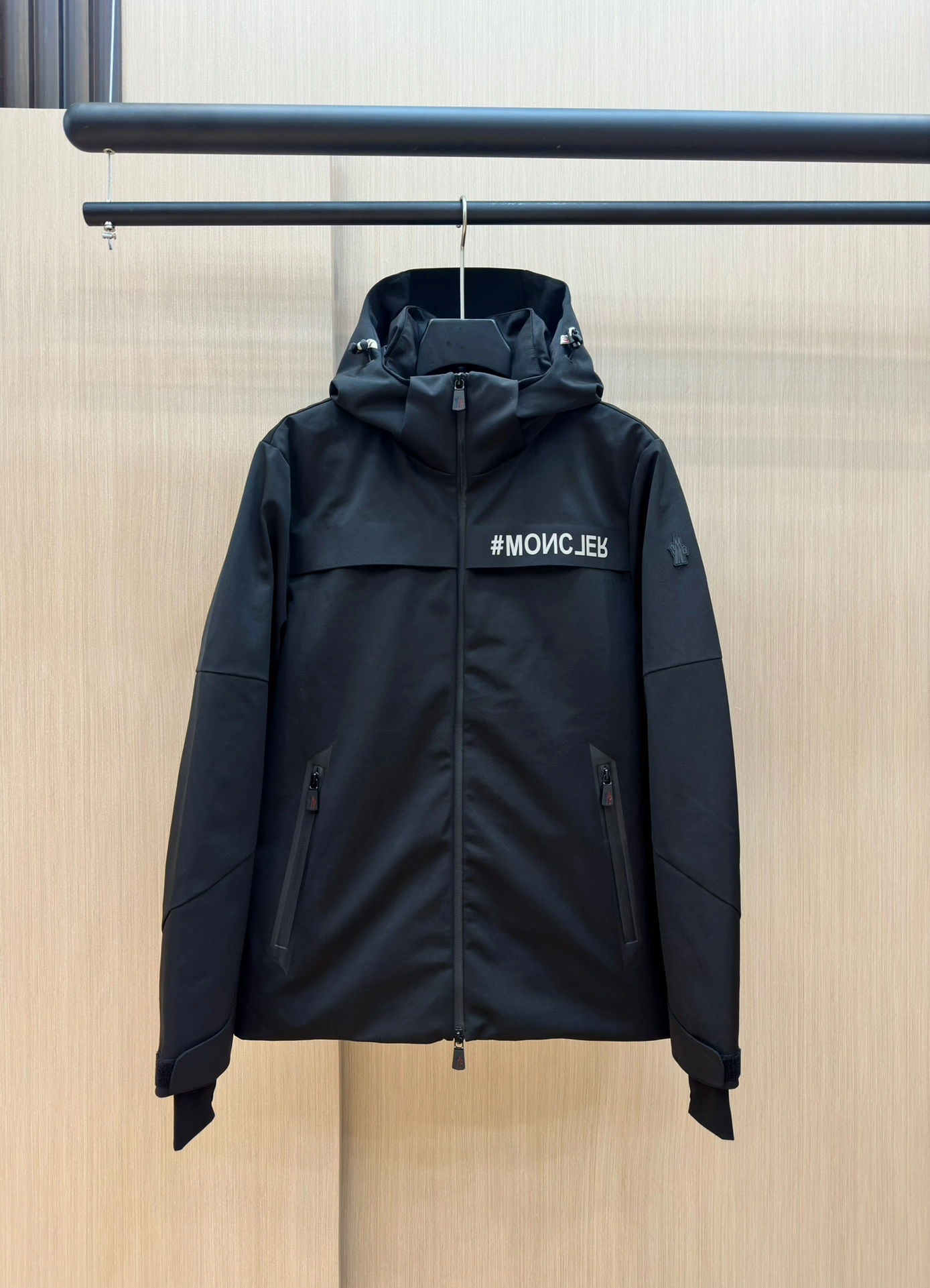 Moncler Down Jackets Breathable 146252