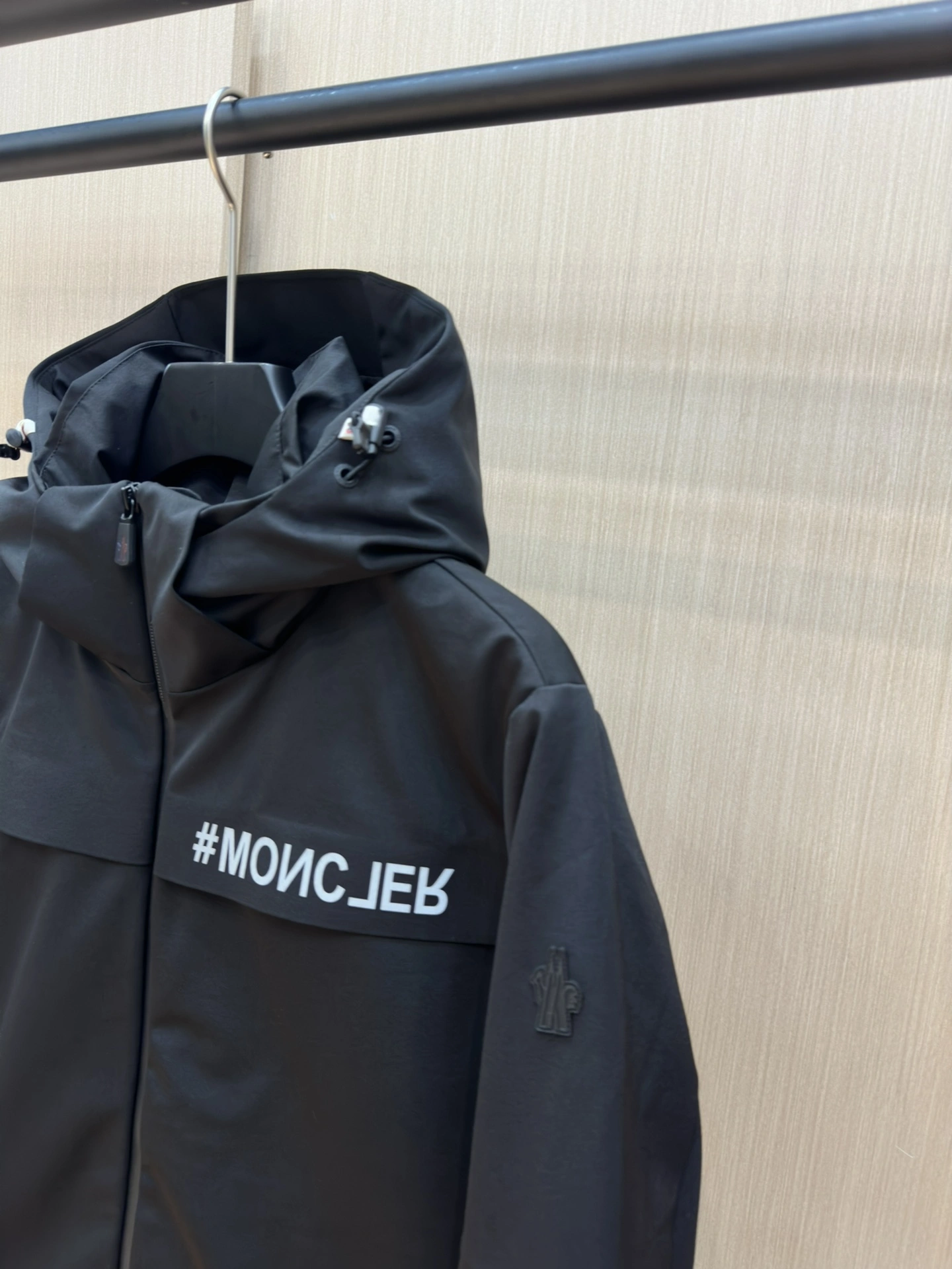 Moncler Down Jackets Breathable 146252