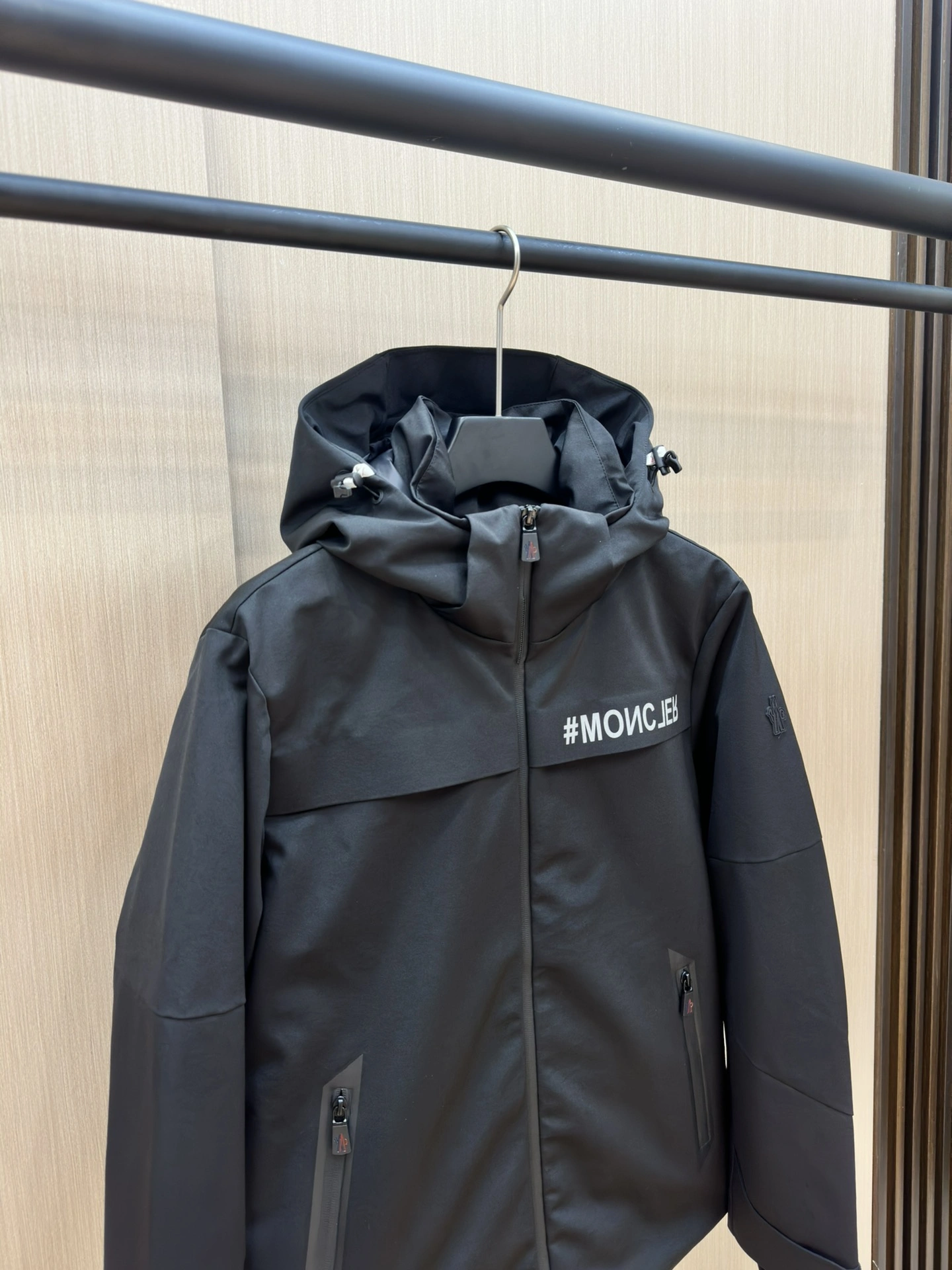 Moncler Down Jackets Breathable 146252