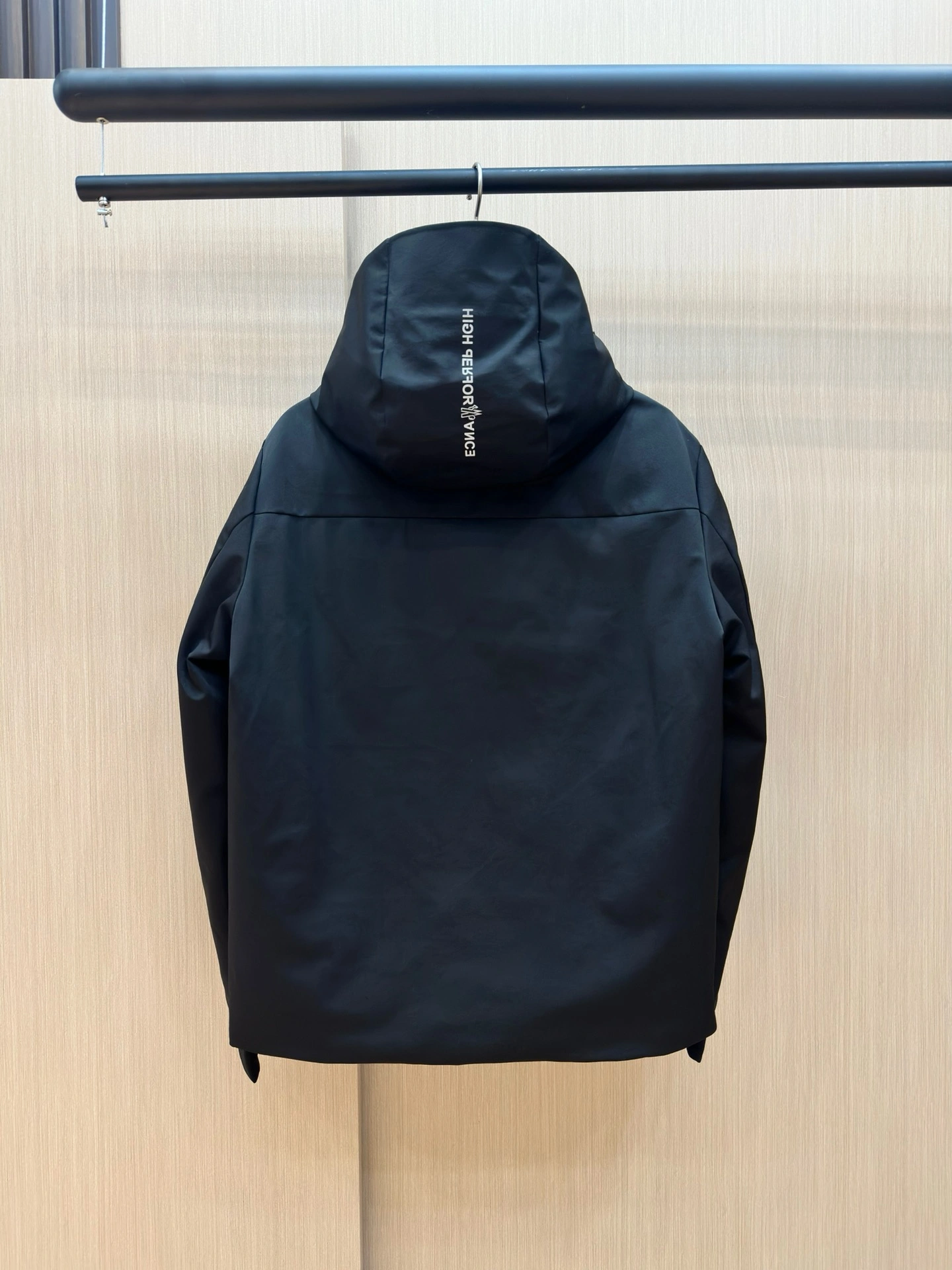 Moncler Down Jackets Breathable 146252