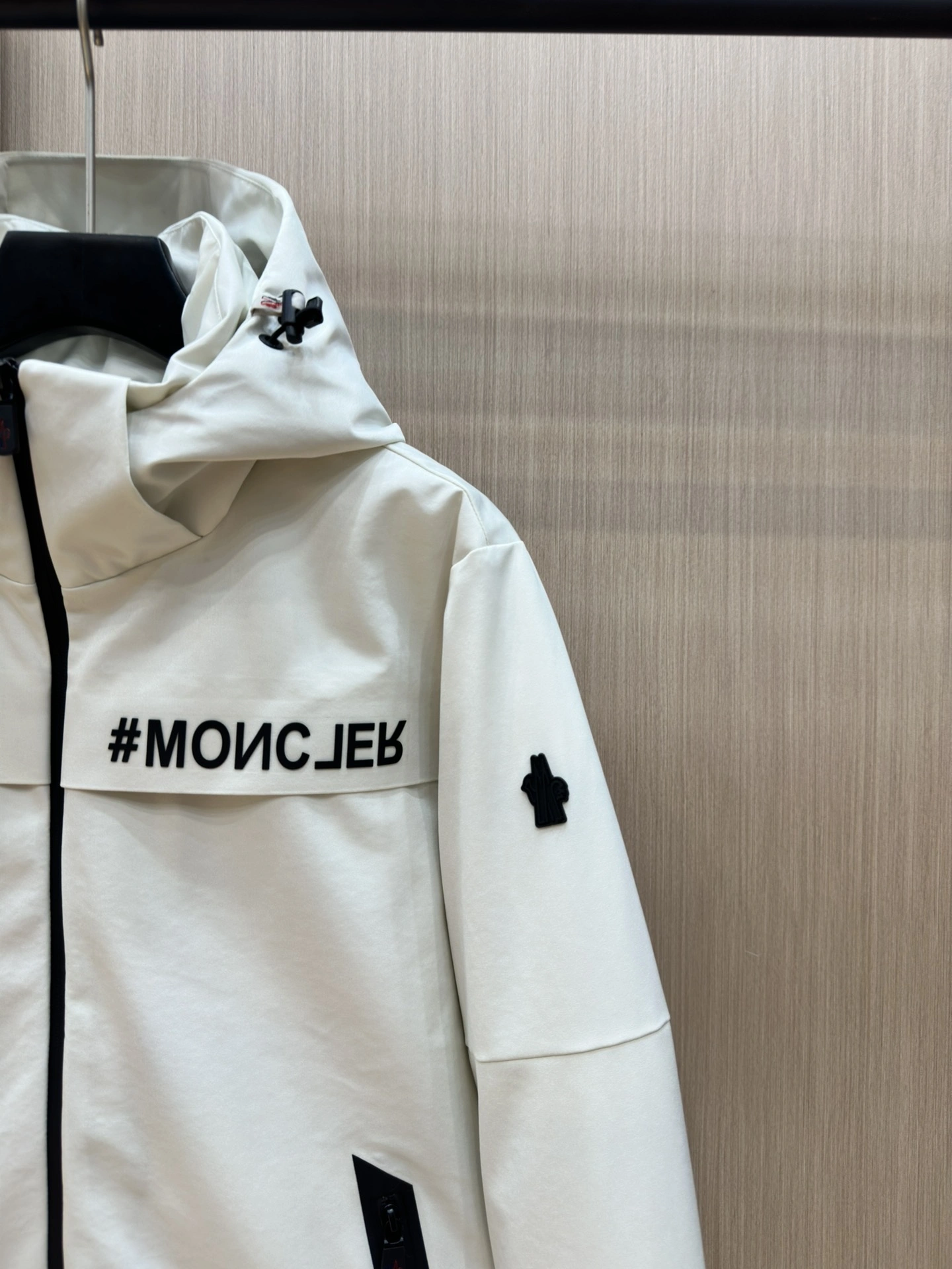 Moncler Down Jackets Functional 146261