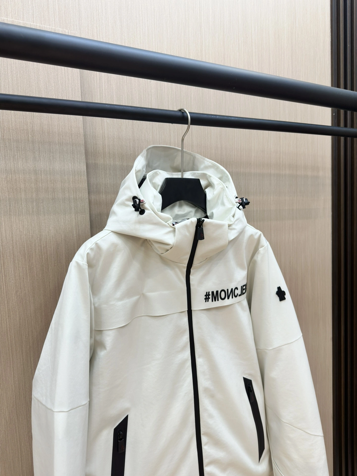 Moncler Down Jackets Functional 146261