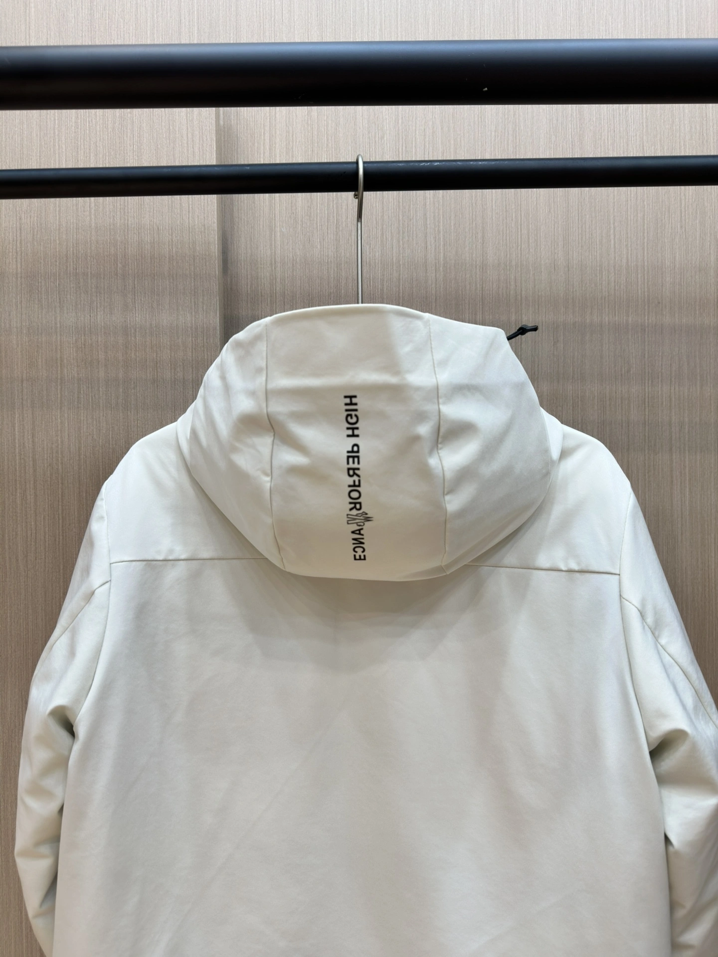 Moncler Down Jackets Functional 146261