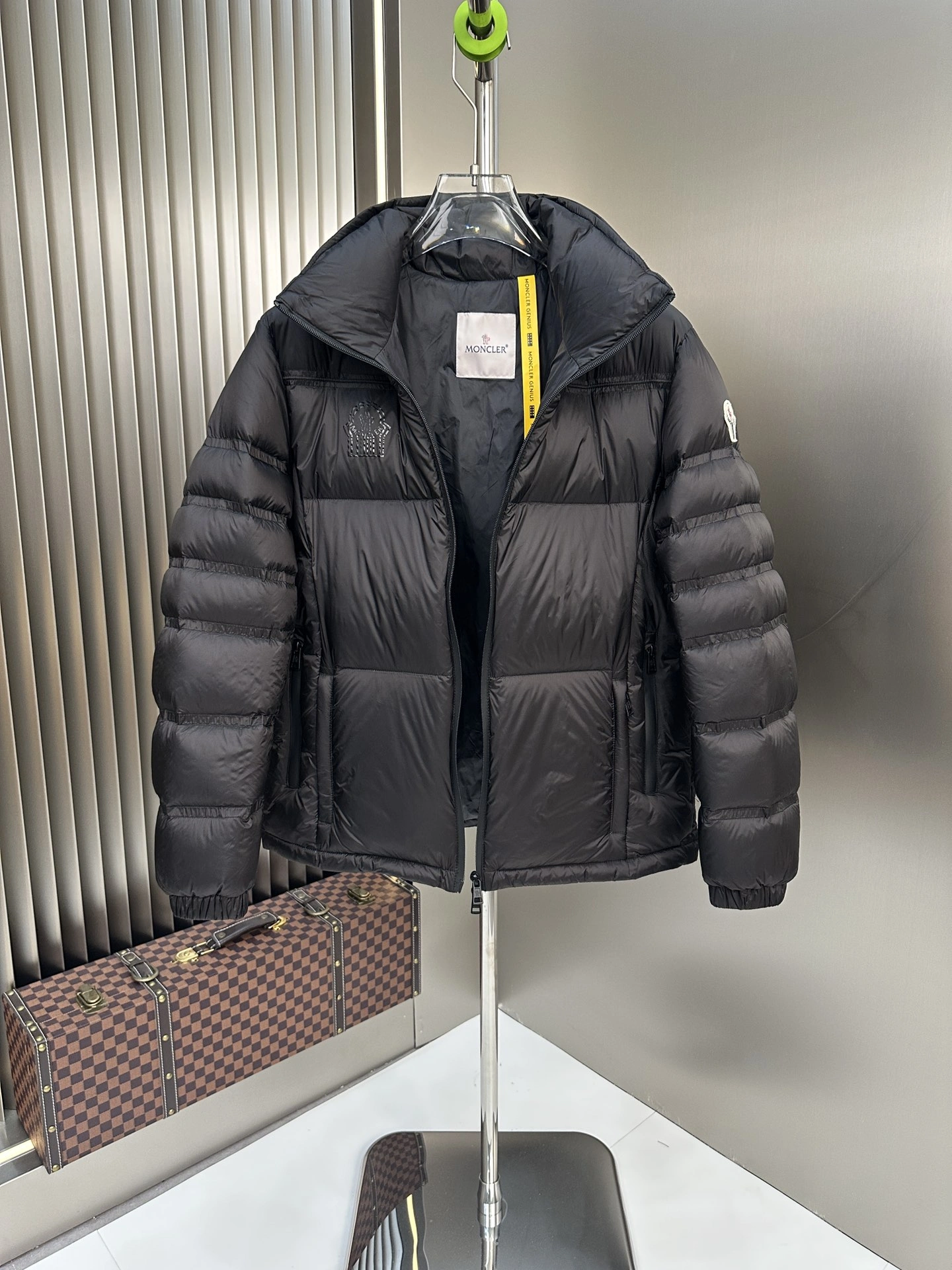 Durable Moncler Down Jackets 146247