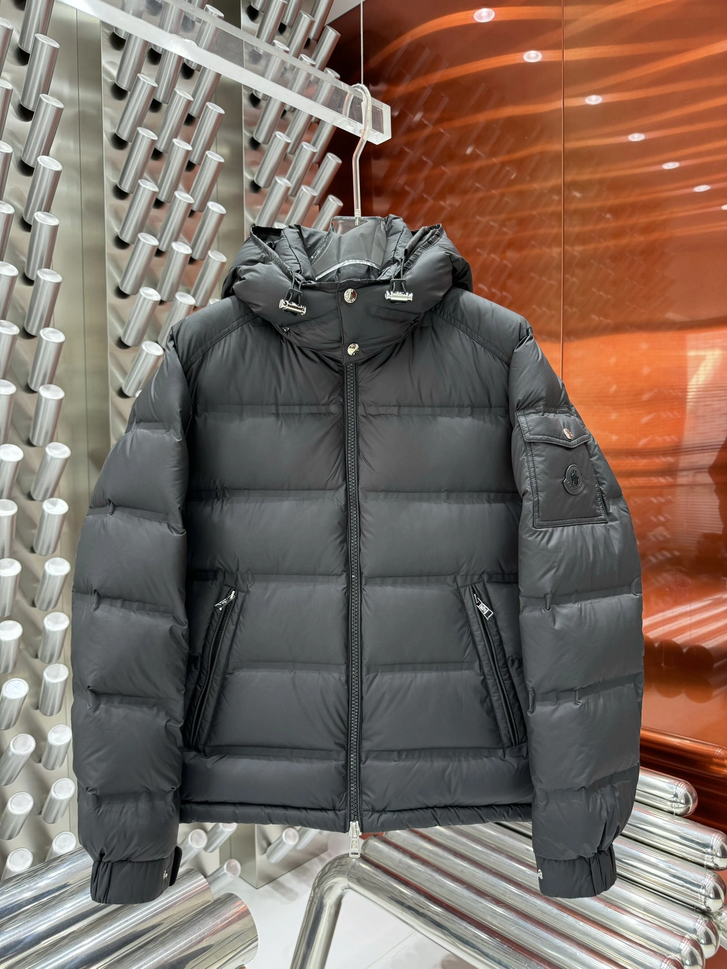 Moncler Down Jackets Resilient 146240