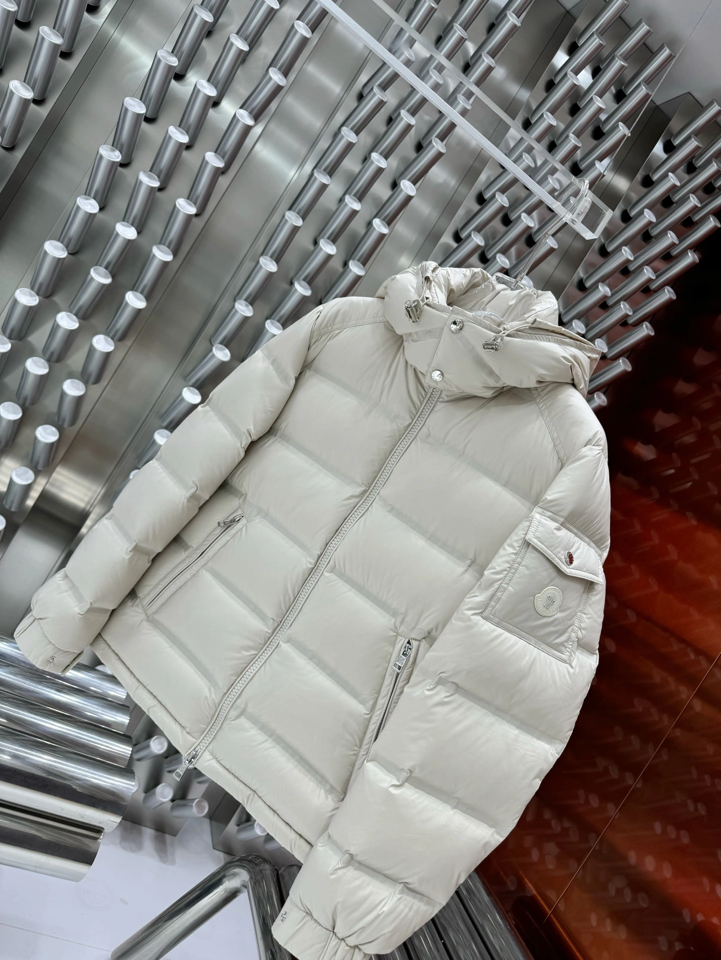 Moncler Down Jackets Minimalist 146237