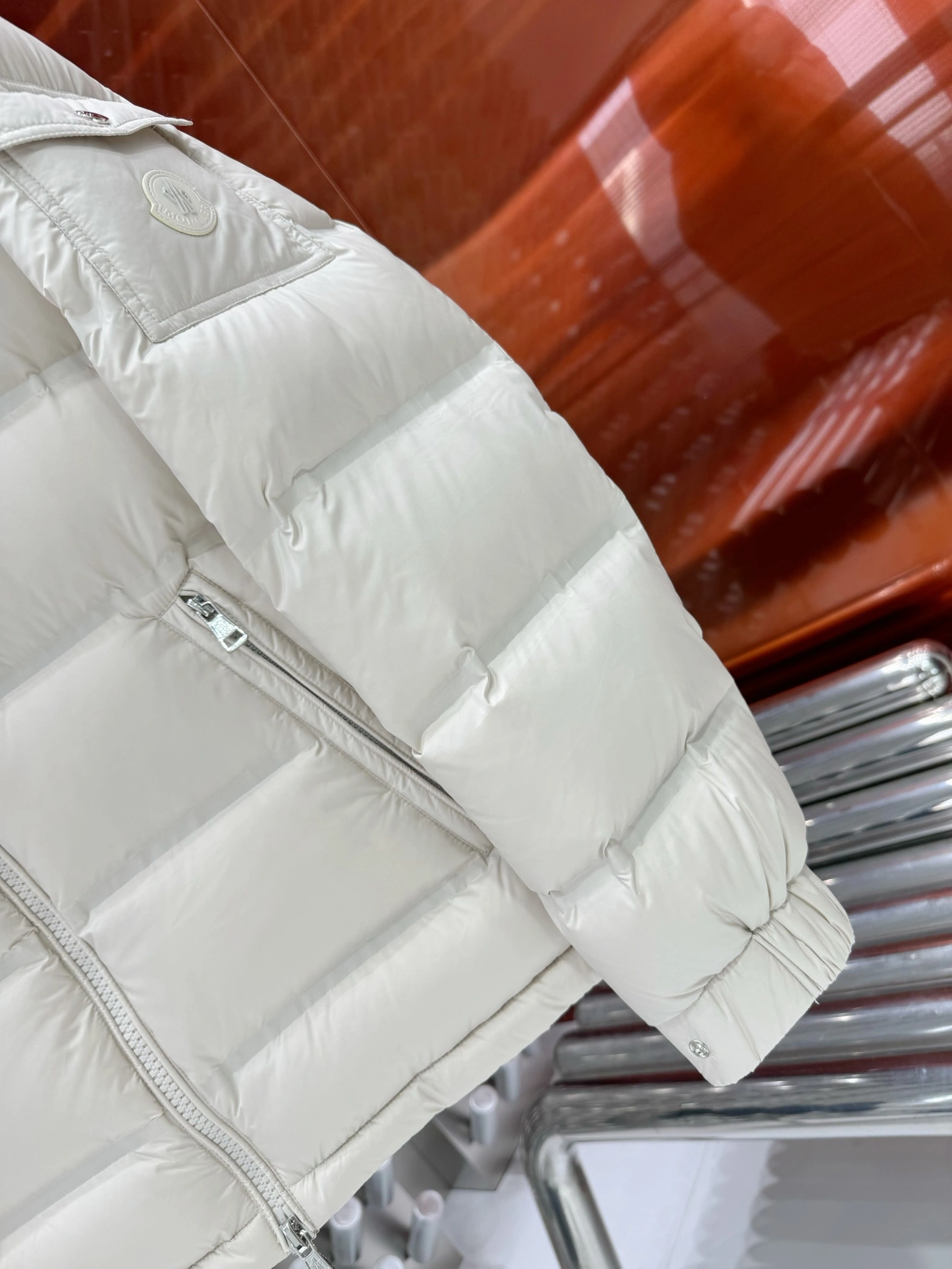 Moncler Down Jackets Minimalist 146237