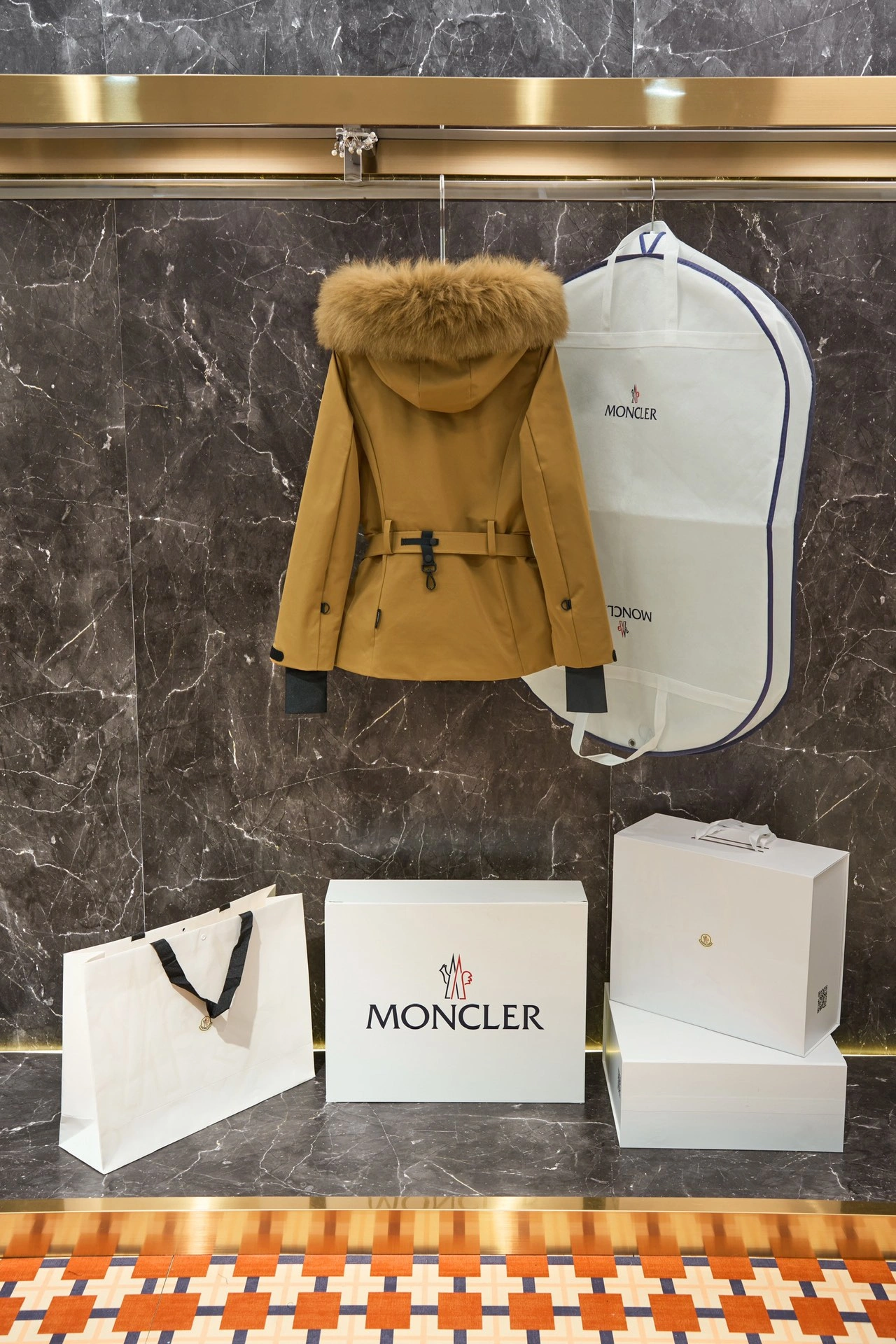 Affordable Moncler Down Jackets 146266