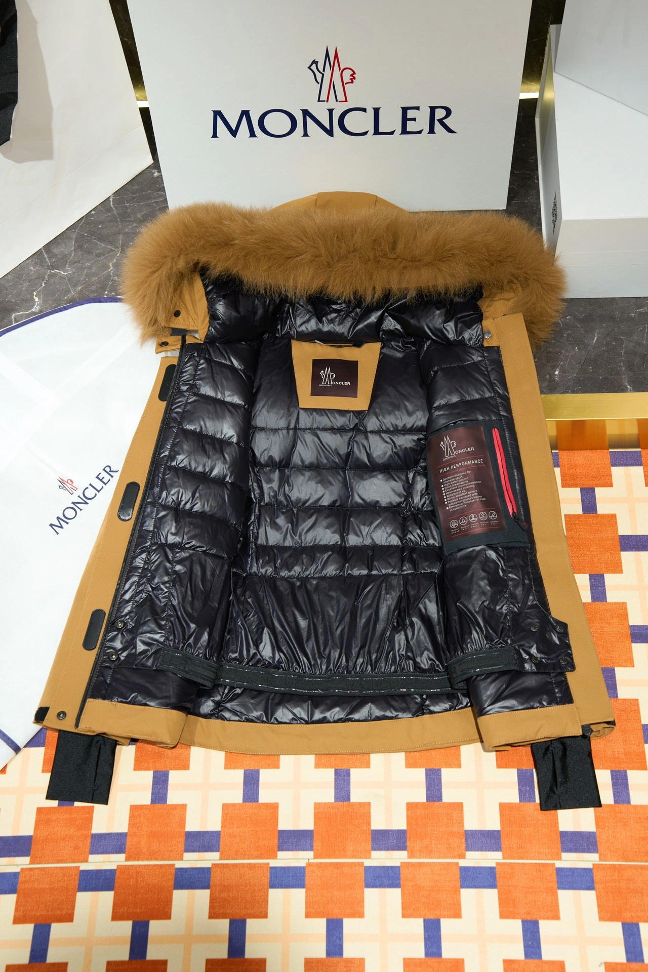Affordable Moncler Down Jackets 146266