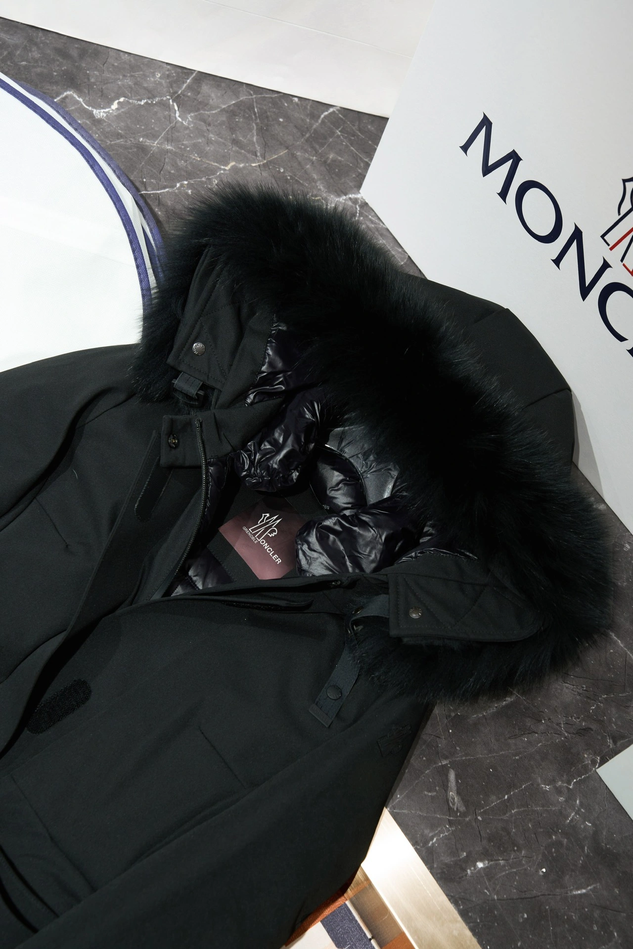 Thermal Moncler Down Jackets 146232