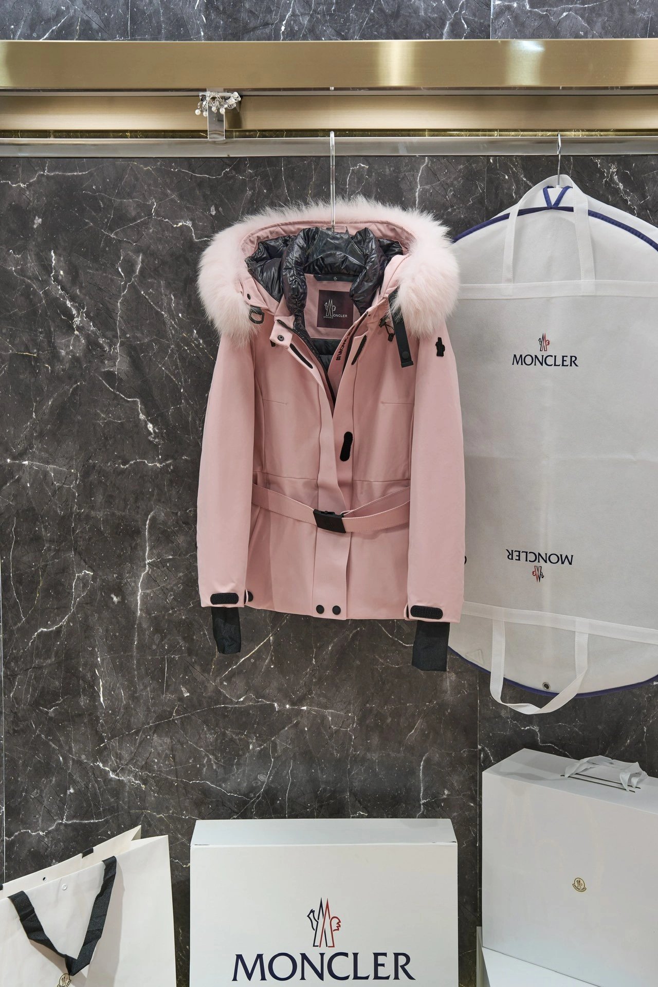 Durable Moncler Down Jackets 146233