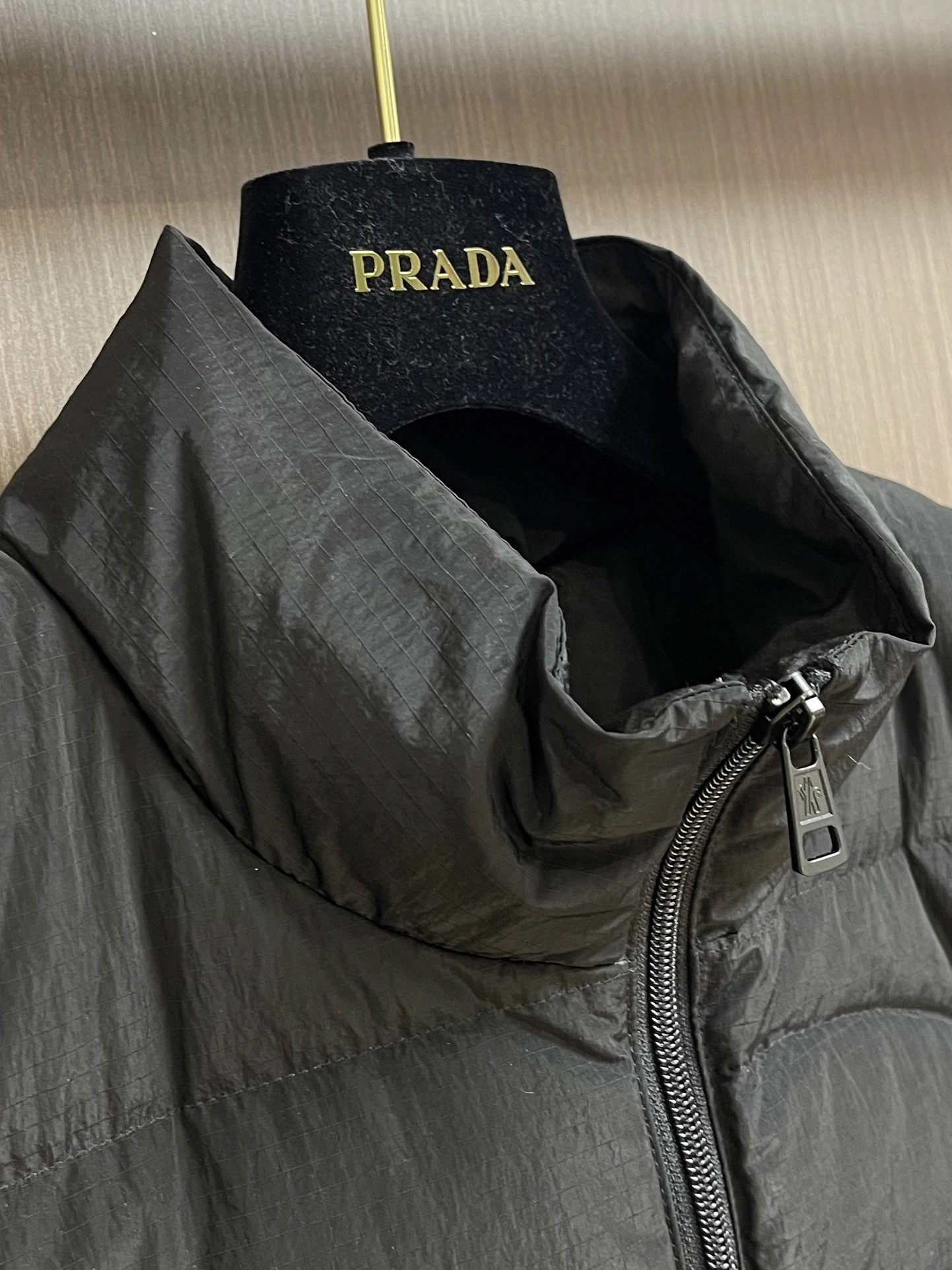 MultiPurpose Moncler Down Jackets 146230