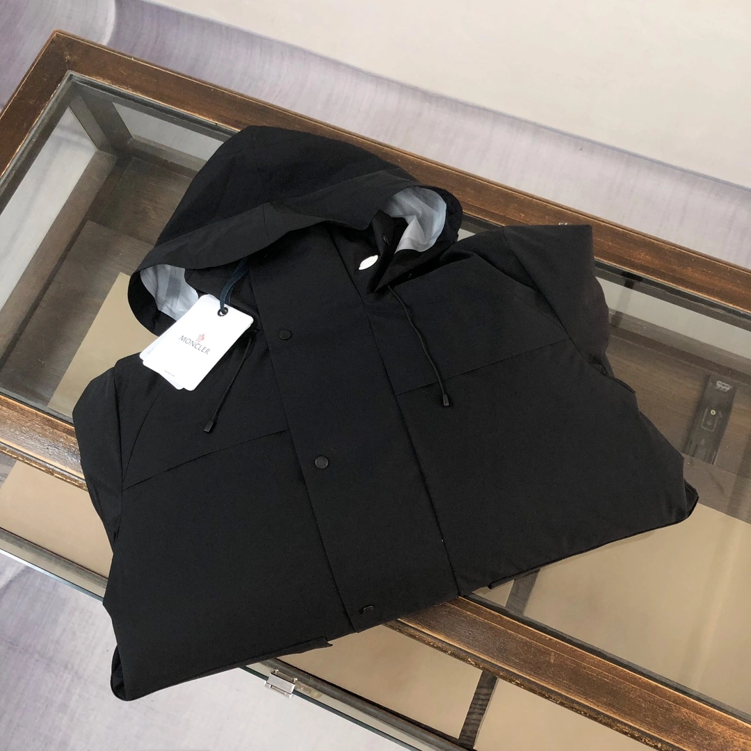Moncler Down Jackets Elegant 146229
