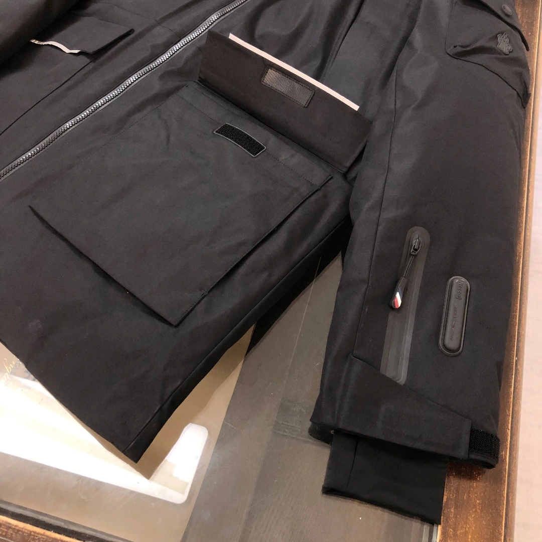 Popular Moncler Down Jackets 146228