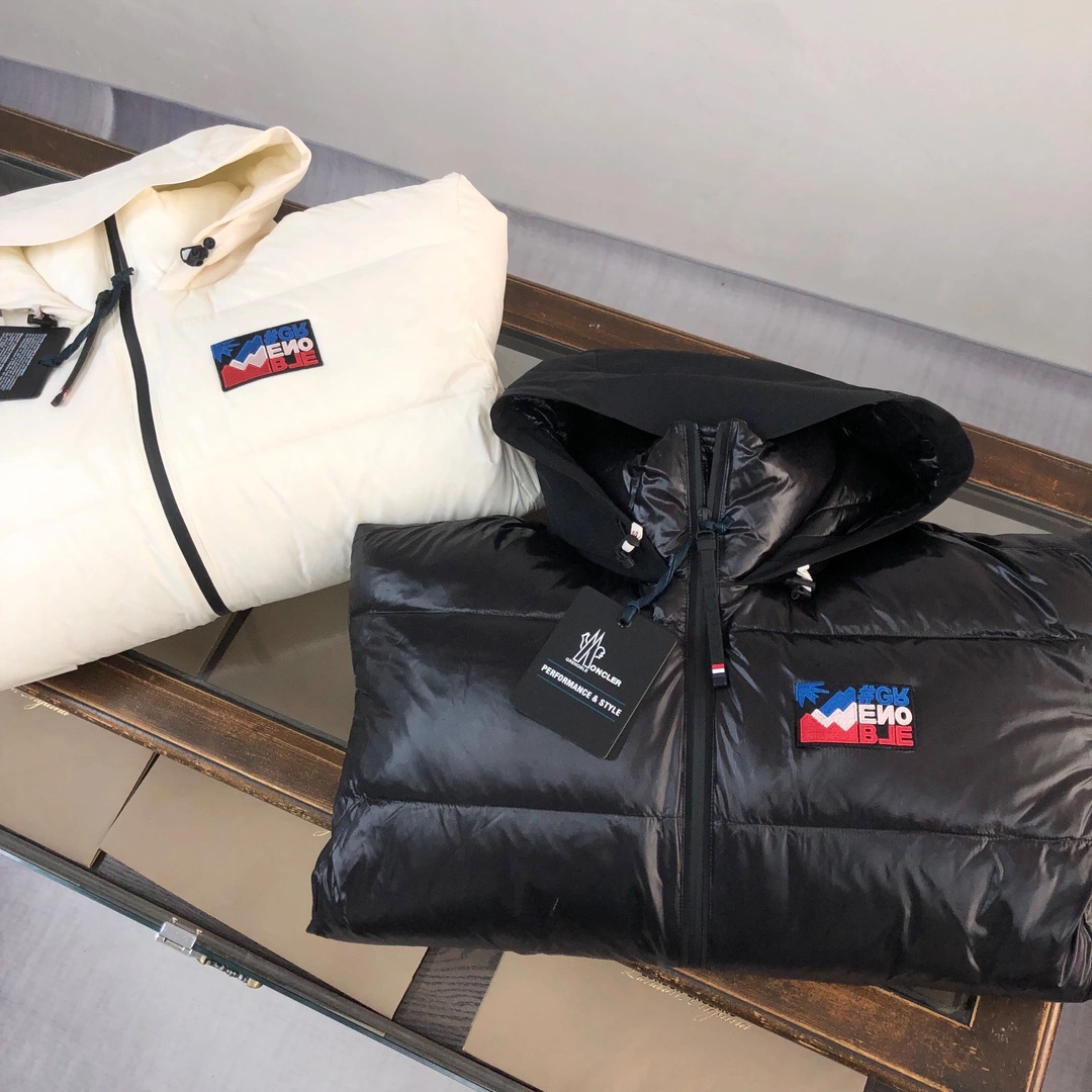 Moncler Down Jackets EasyMatch 146226