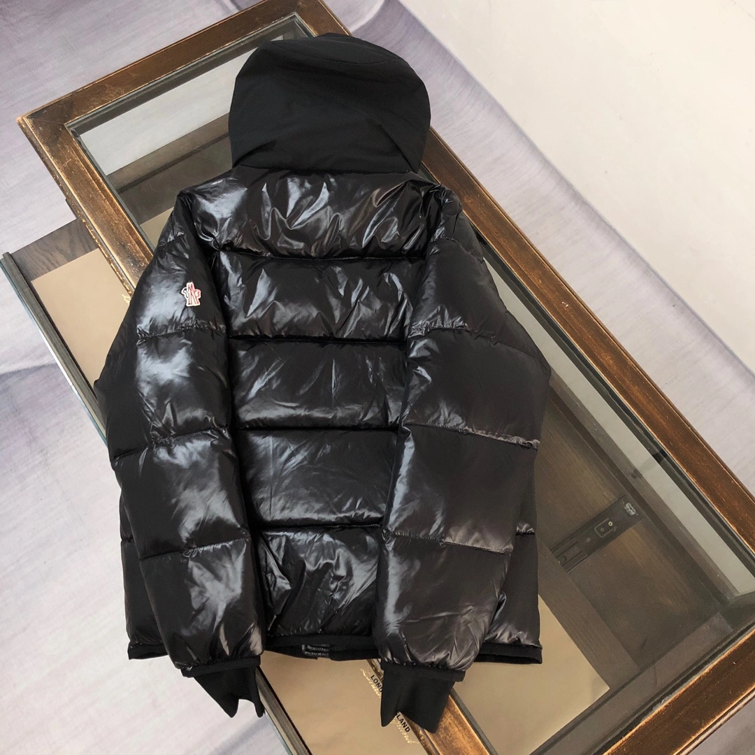 Moncler Down Jackets EasyMatch 146226