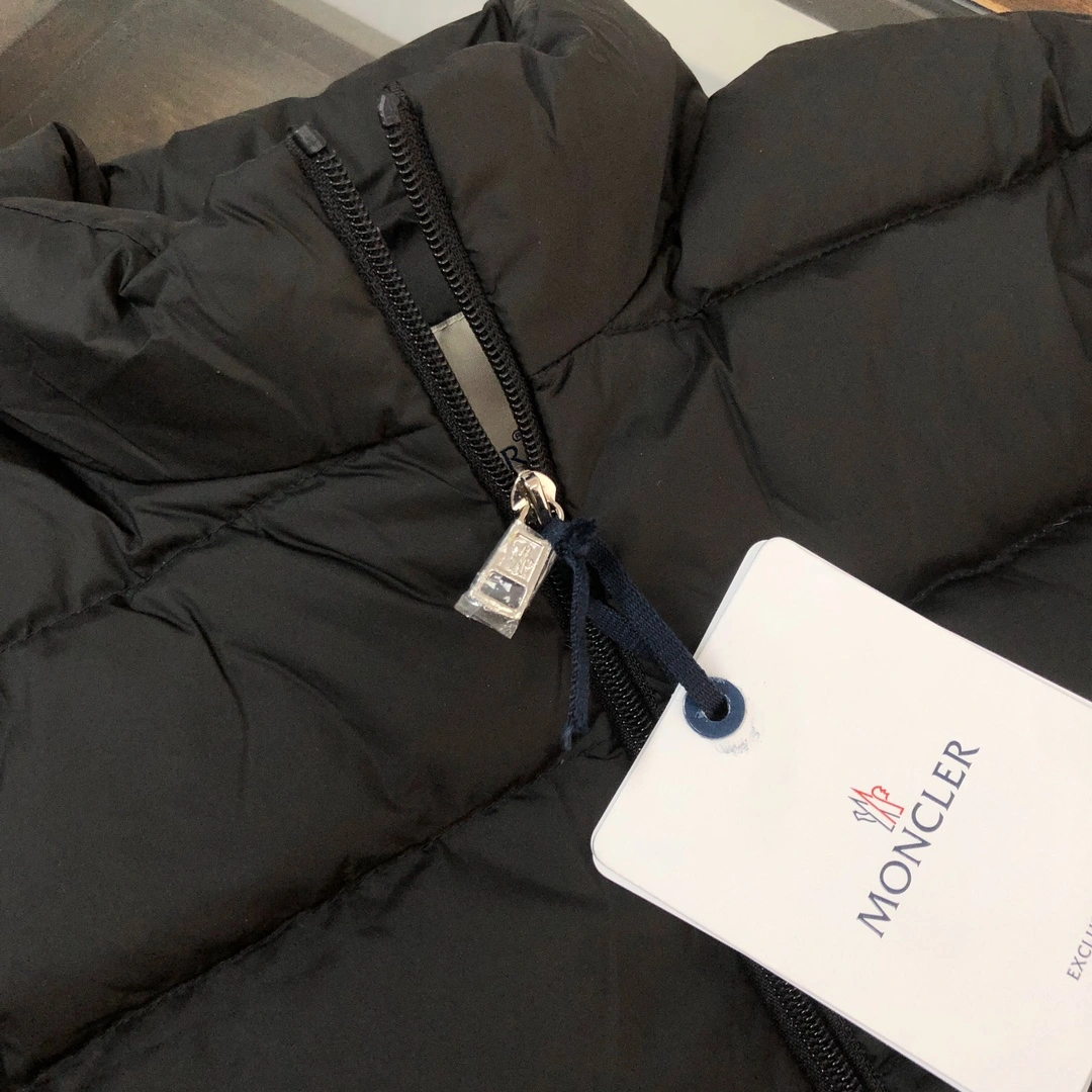 Packable Moncler Down Jackets 146214
