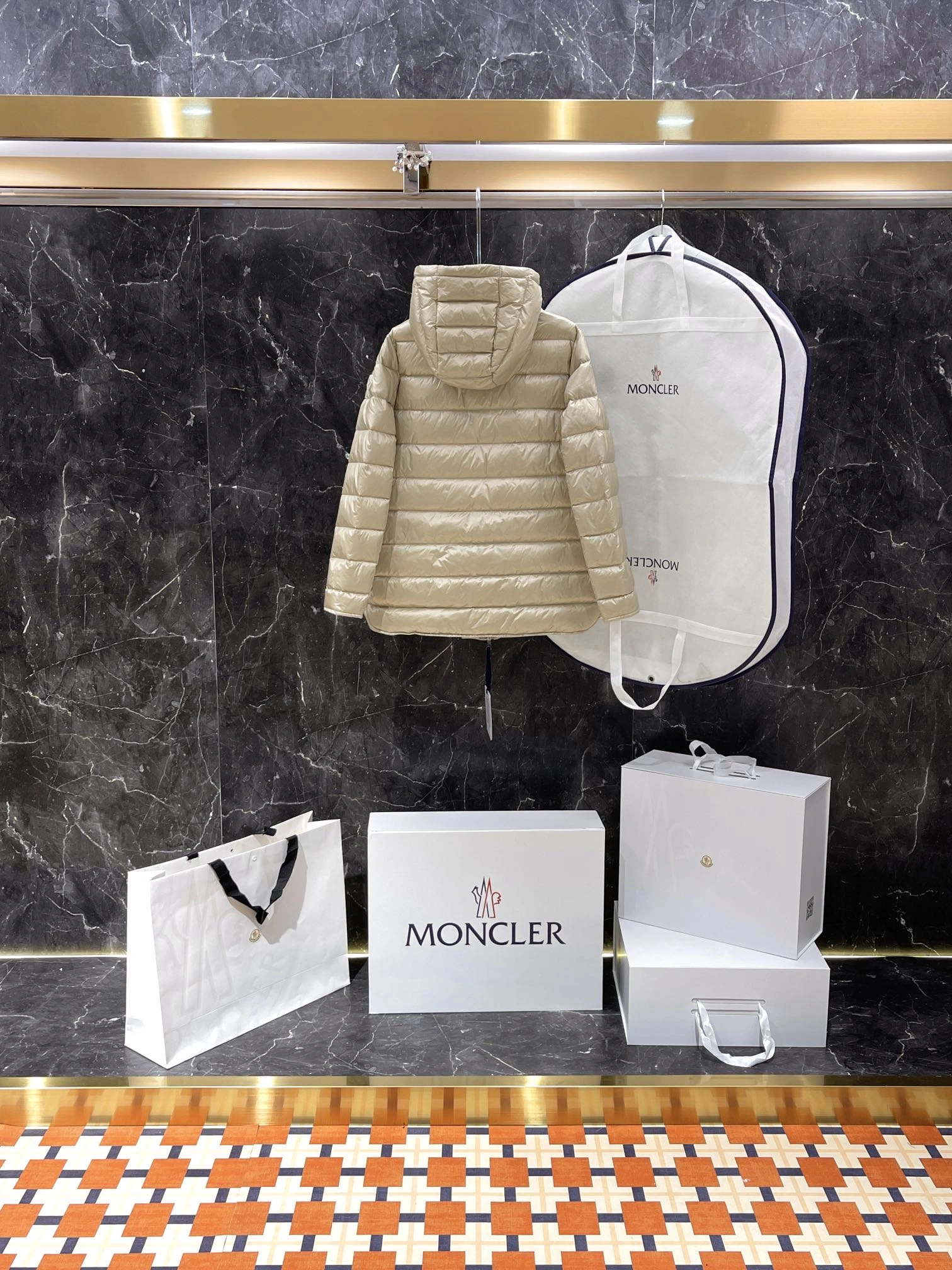 SunProtective Moncler Down Jackets 146219