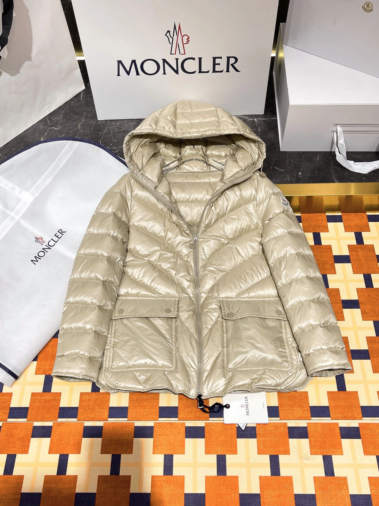 SunProtective Moncler Down Jackets 146219