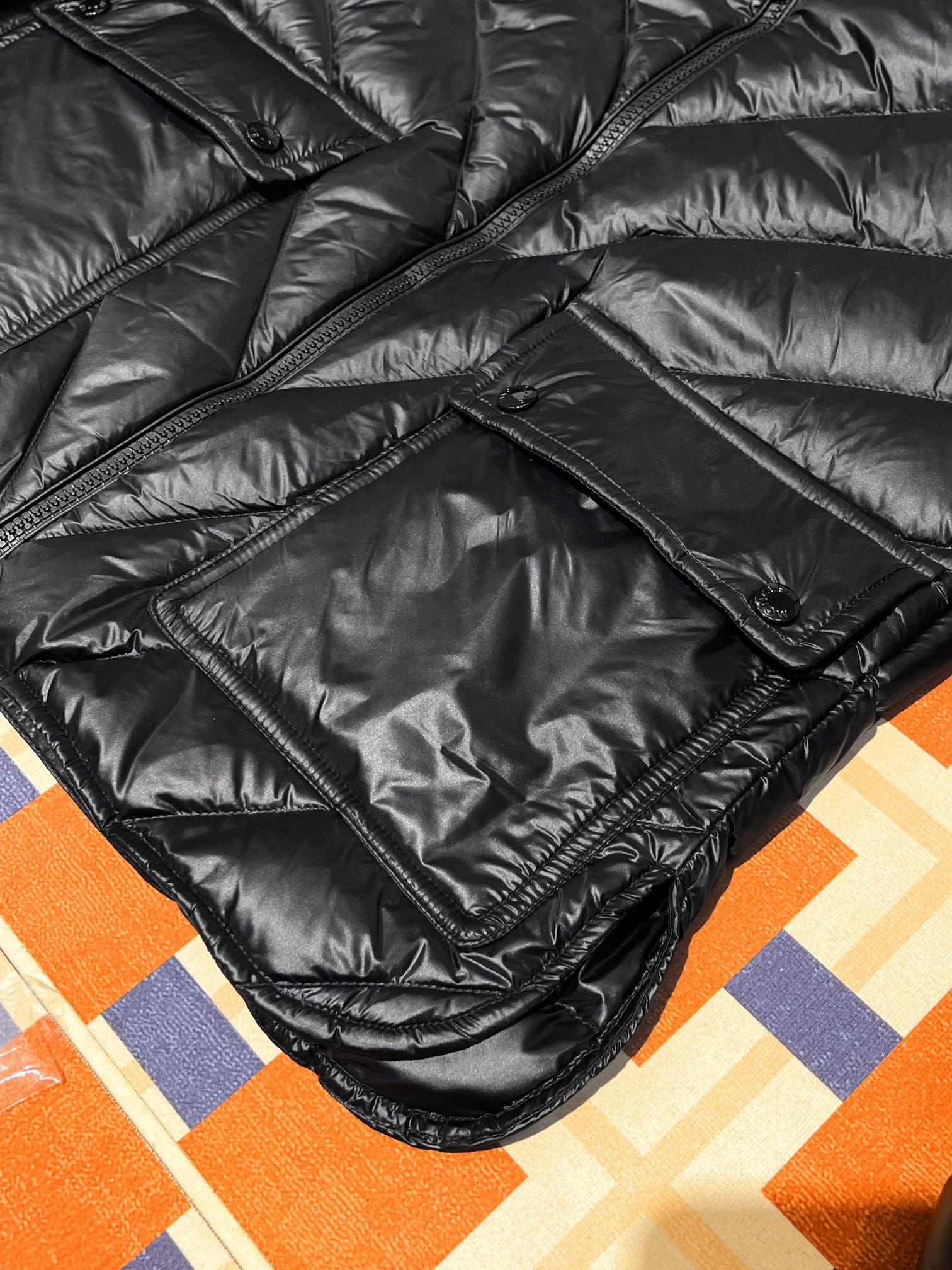 Moncler Down Jackets Supportive 146220