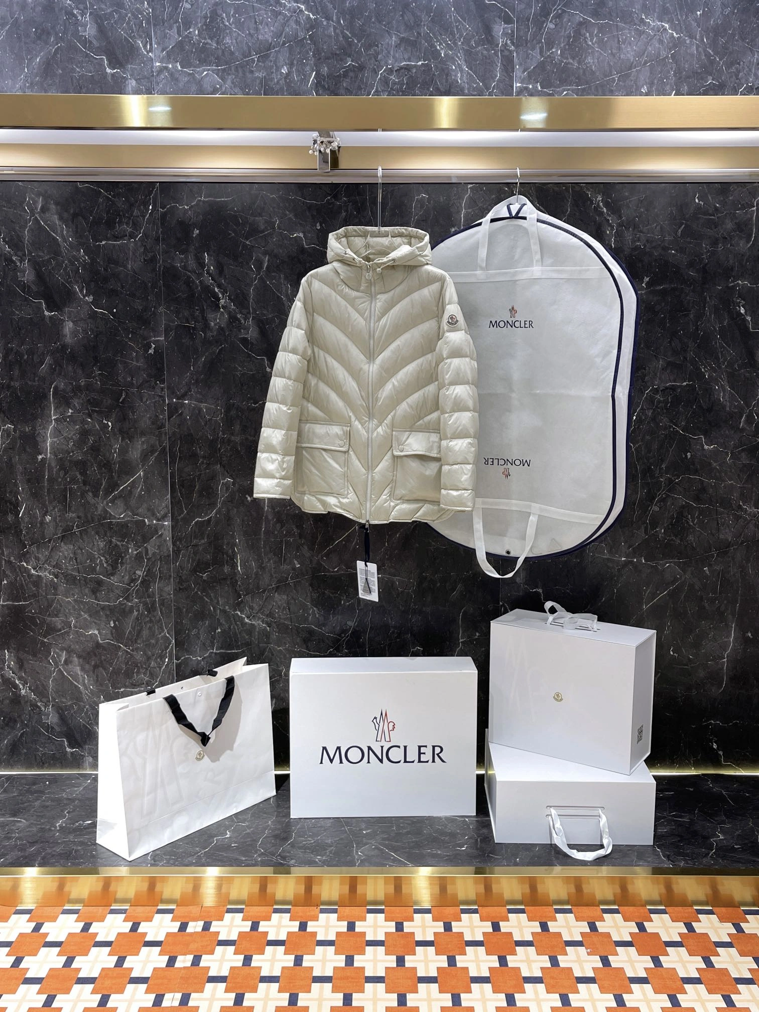 StreetReady Moncler Down Jackets 146213