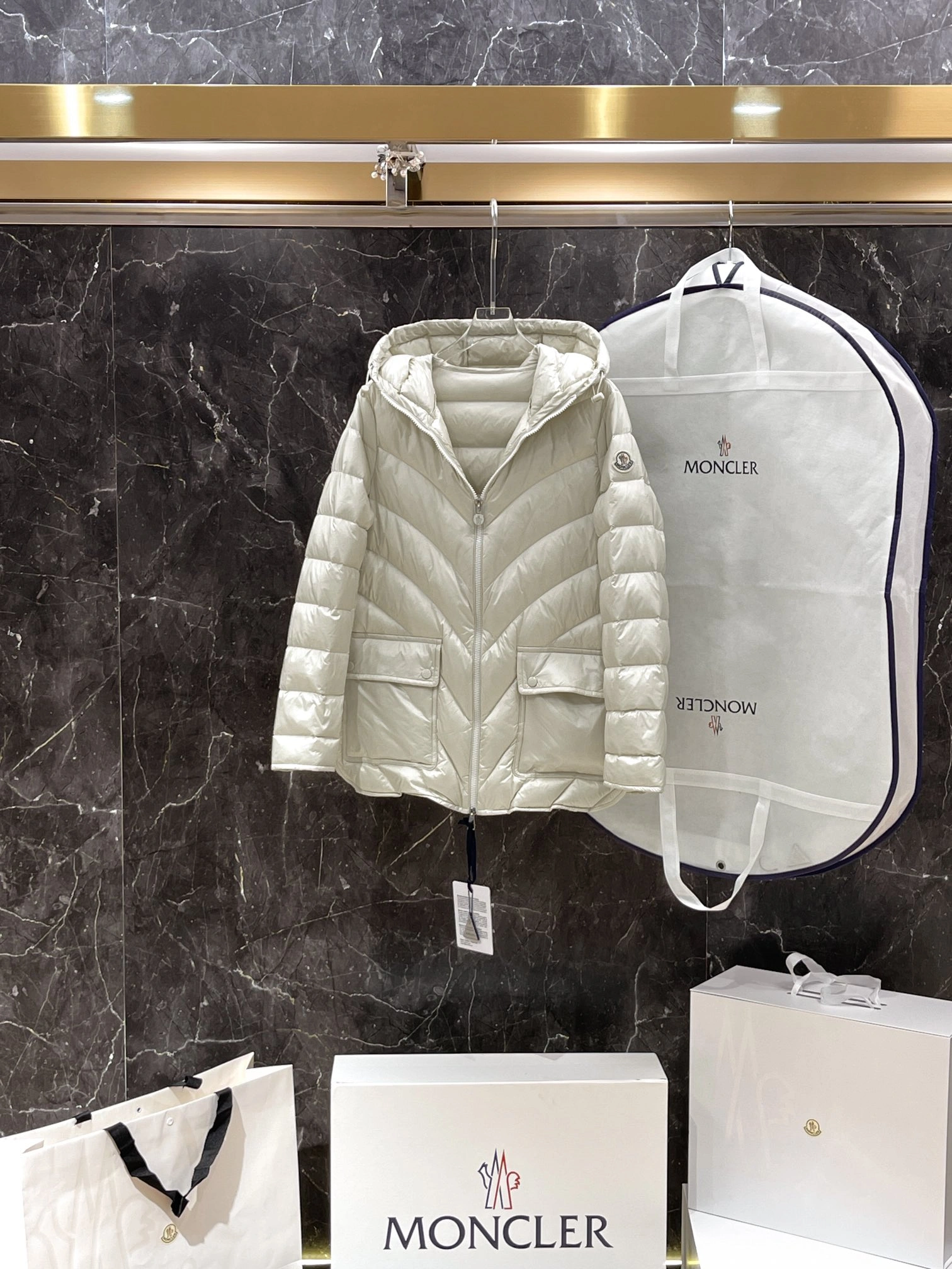 StreetReady Moncler Down Jackets 146213