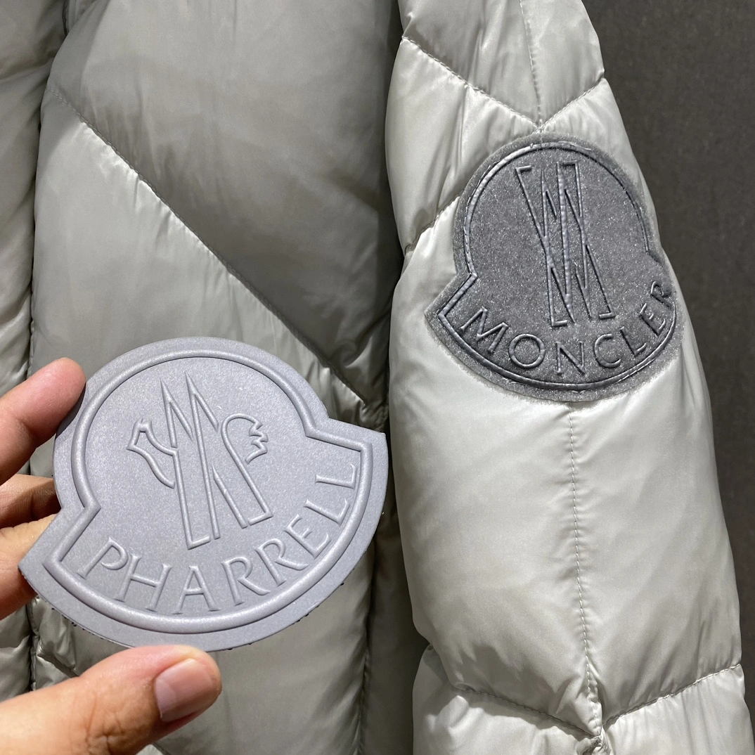 Comfortable Moncler Down Jackets 146227