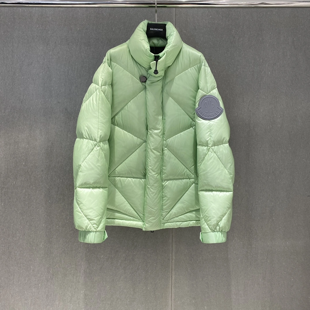Moncler Down Jackets EasyCare 146212