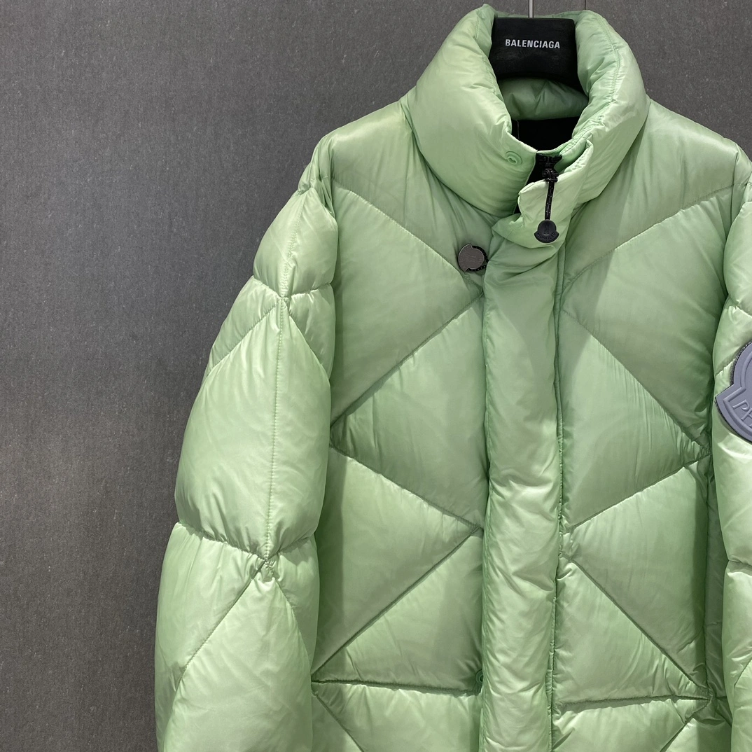 Moncler Down Jackets EasyCare 146212
