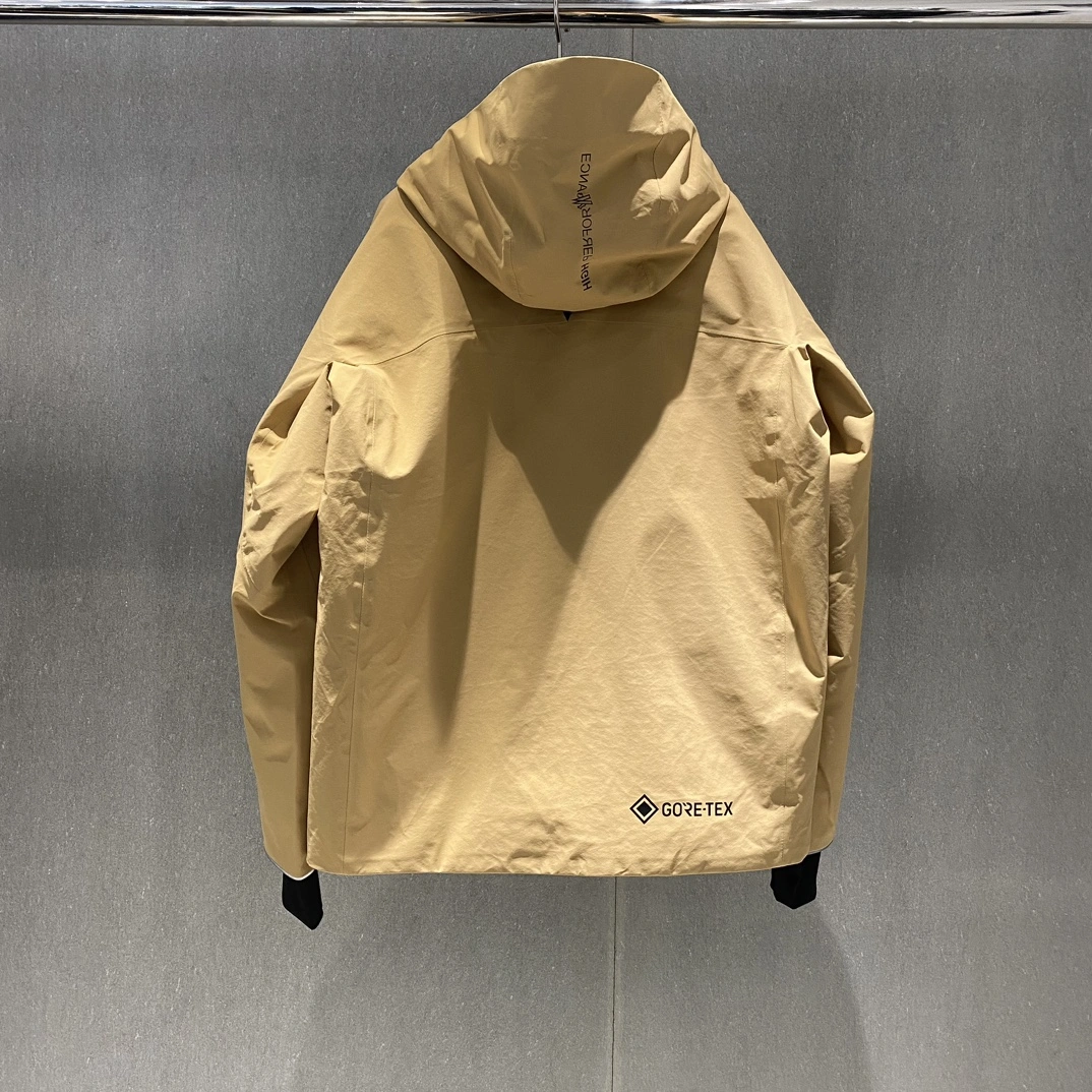 Moncler Down Jackets AllSeason 146208