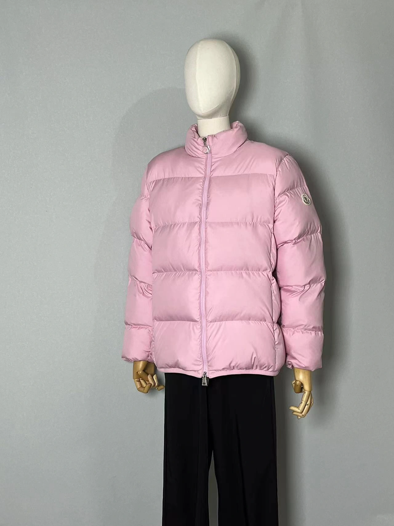 Moncler Down Jackets Durable 146224