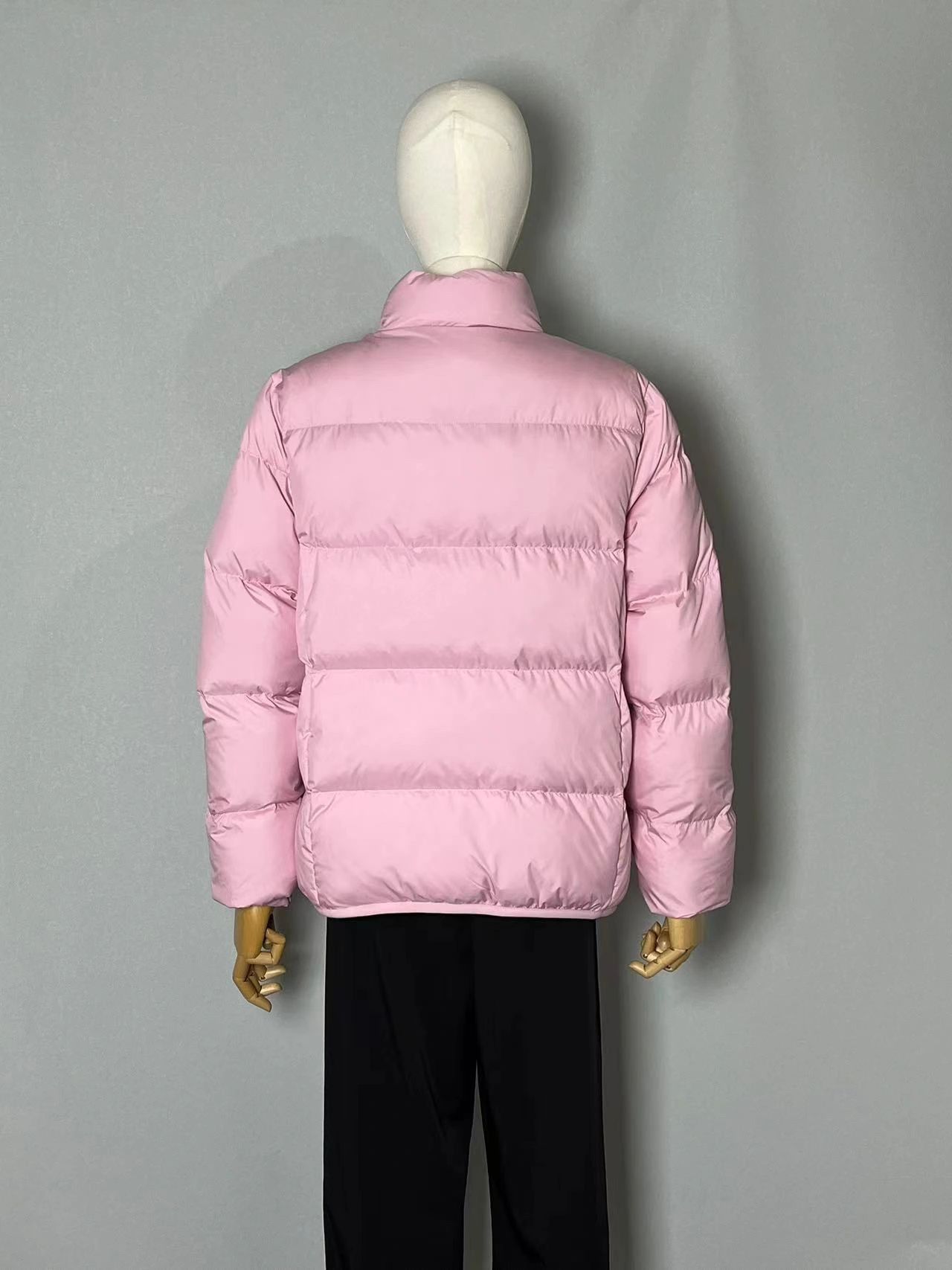 Moncler Down Jackets Durable 146224
