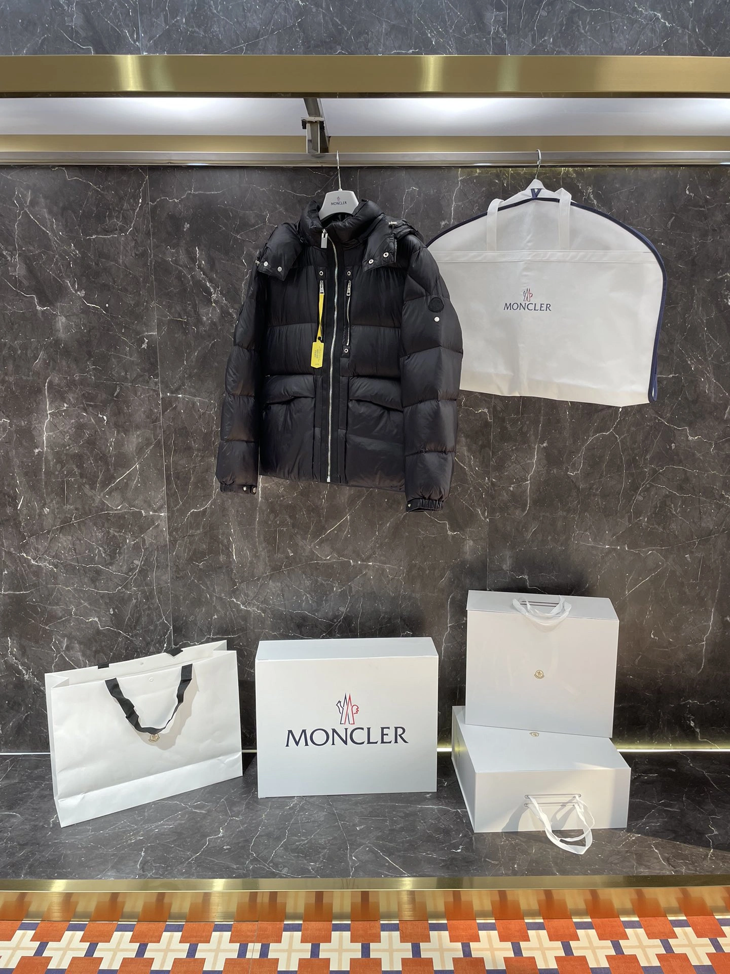 Timeless Moncler Down Jackets 146197