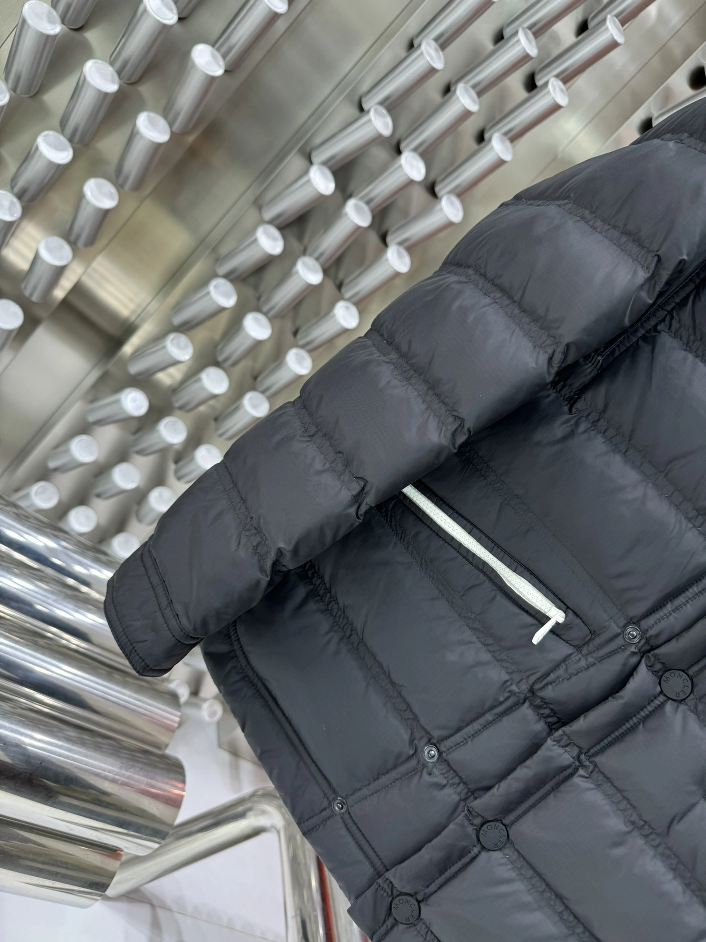 Premium Moncler Down Jackets 146199