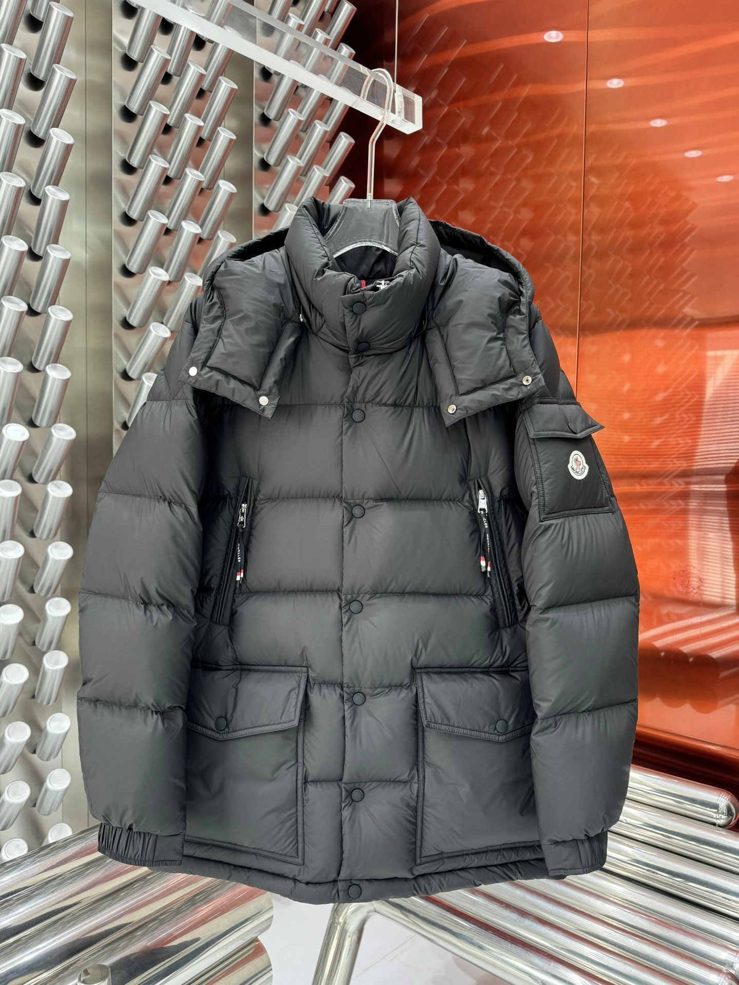 FreshLook Moncler Down Jackets 146191