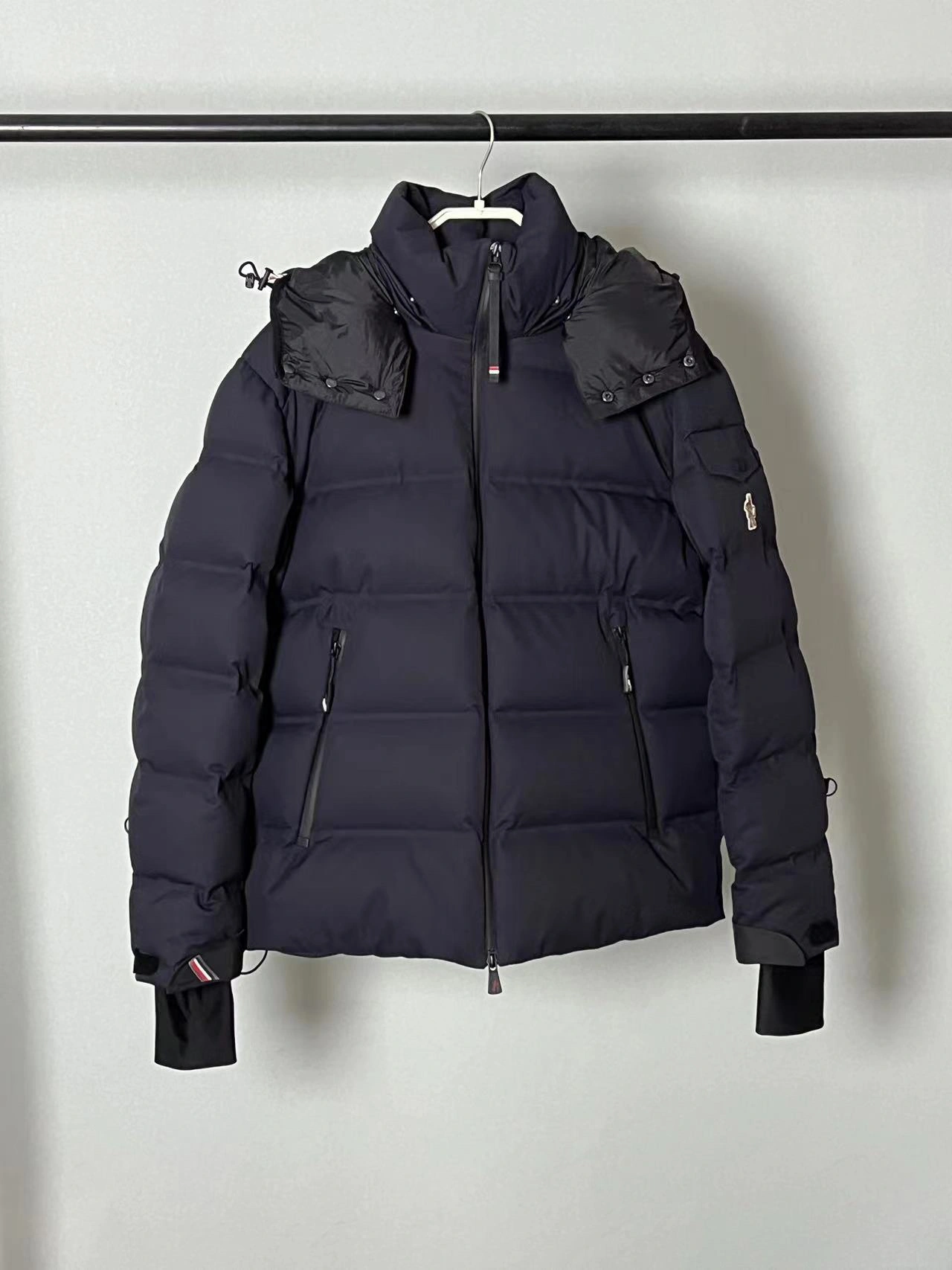 Moncler Down Jackets SunProtective 146192