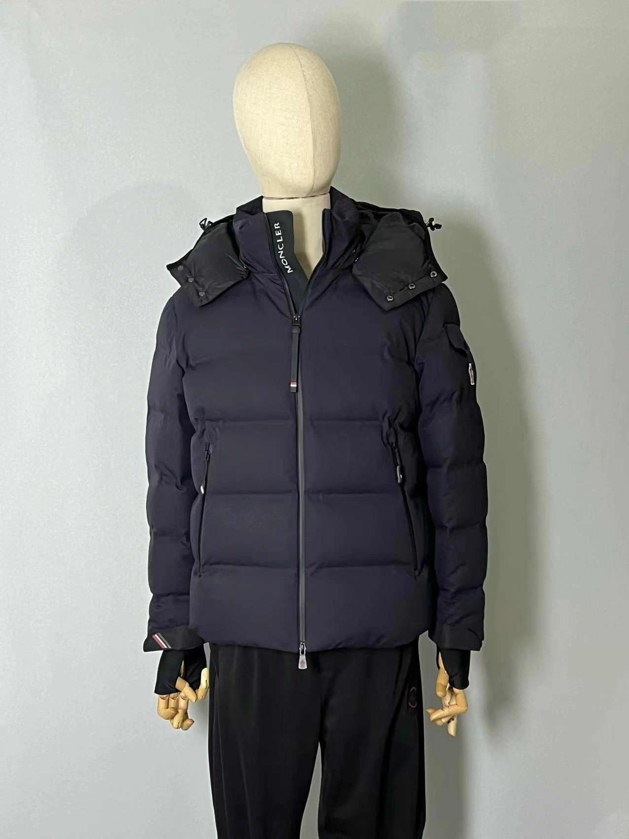 Moncler Down Jackets SunProtective 146192