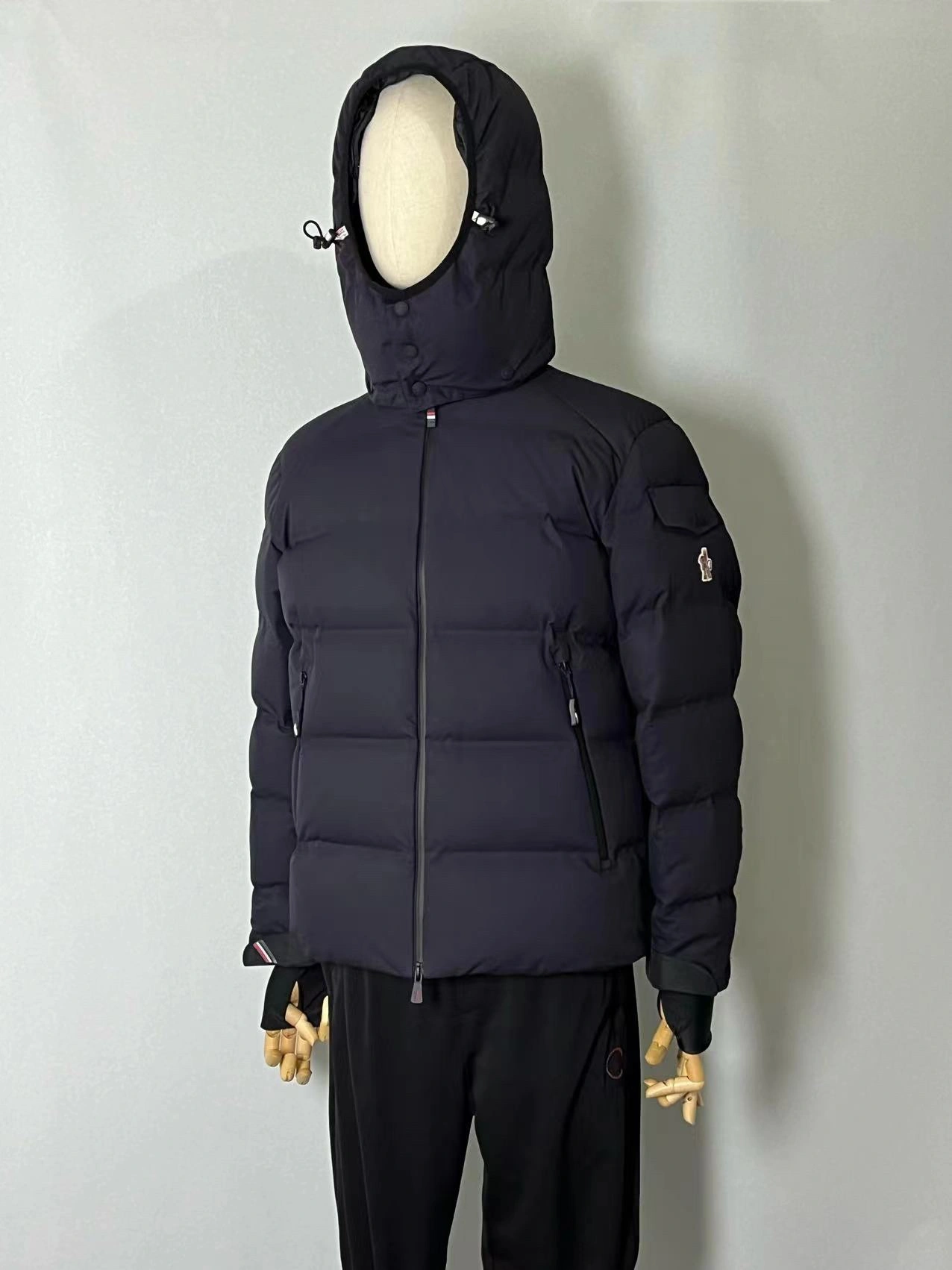 Moncler Down Jackets SunProtective 146192